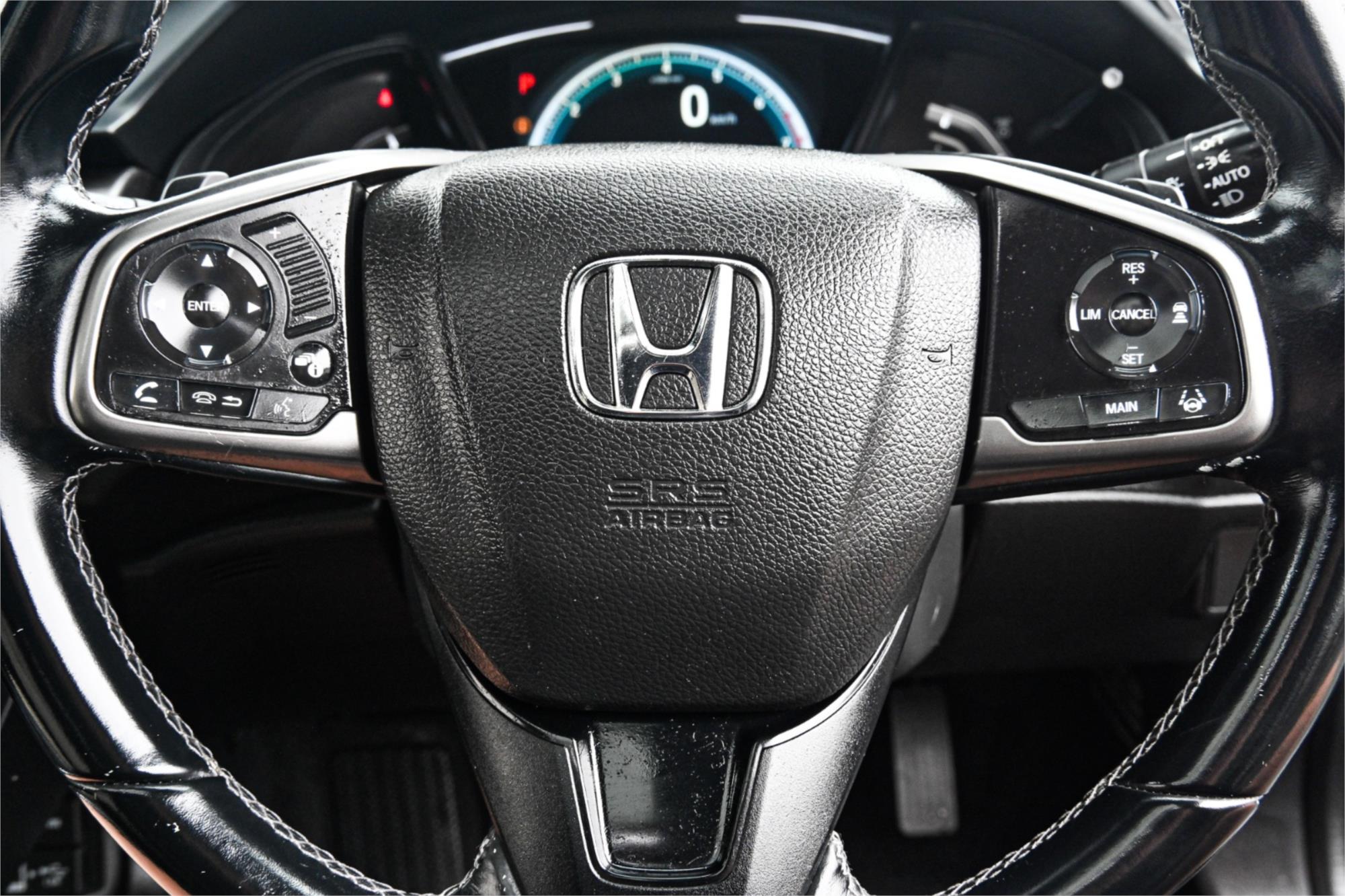 2018 HONDA CIVIC MY17 VTi-LX CONTINUOUS VARIABLE 5D HATCHBACK