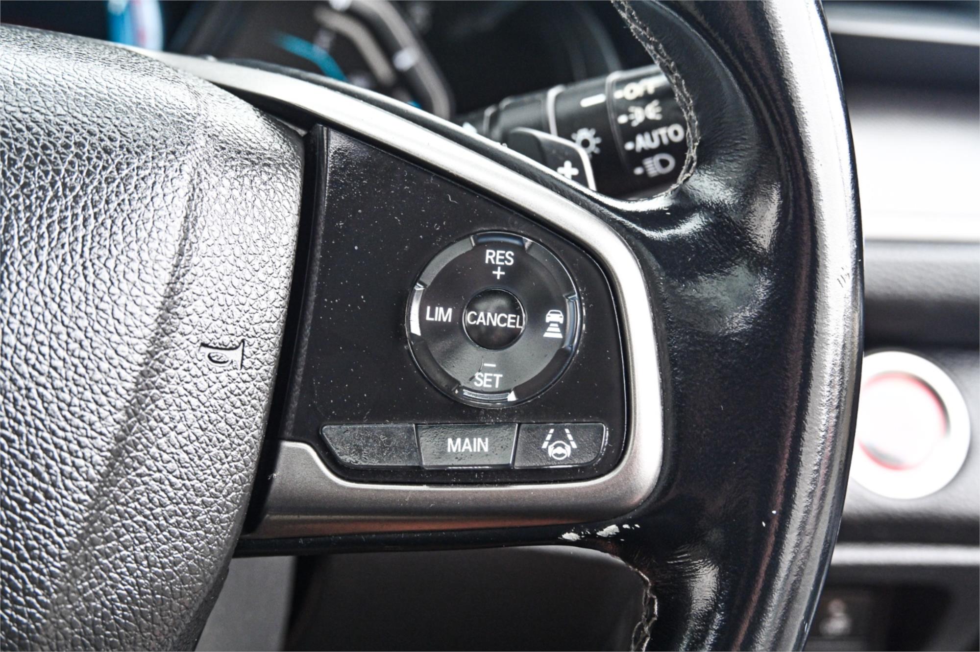 2018 HONDA CIVIC MY17 VTi-LX CONTINUOUS VARIABLE 5D HATCHBACK