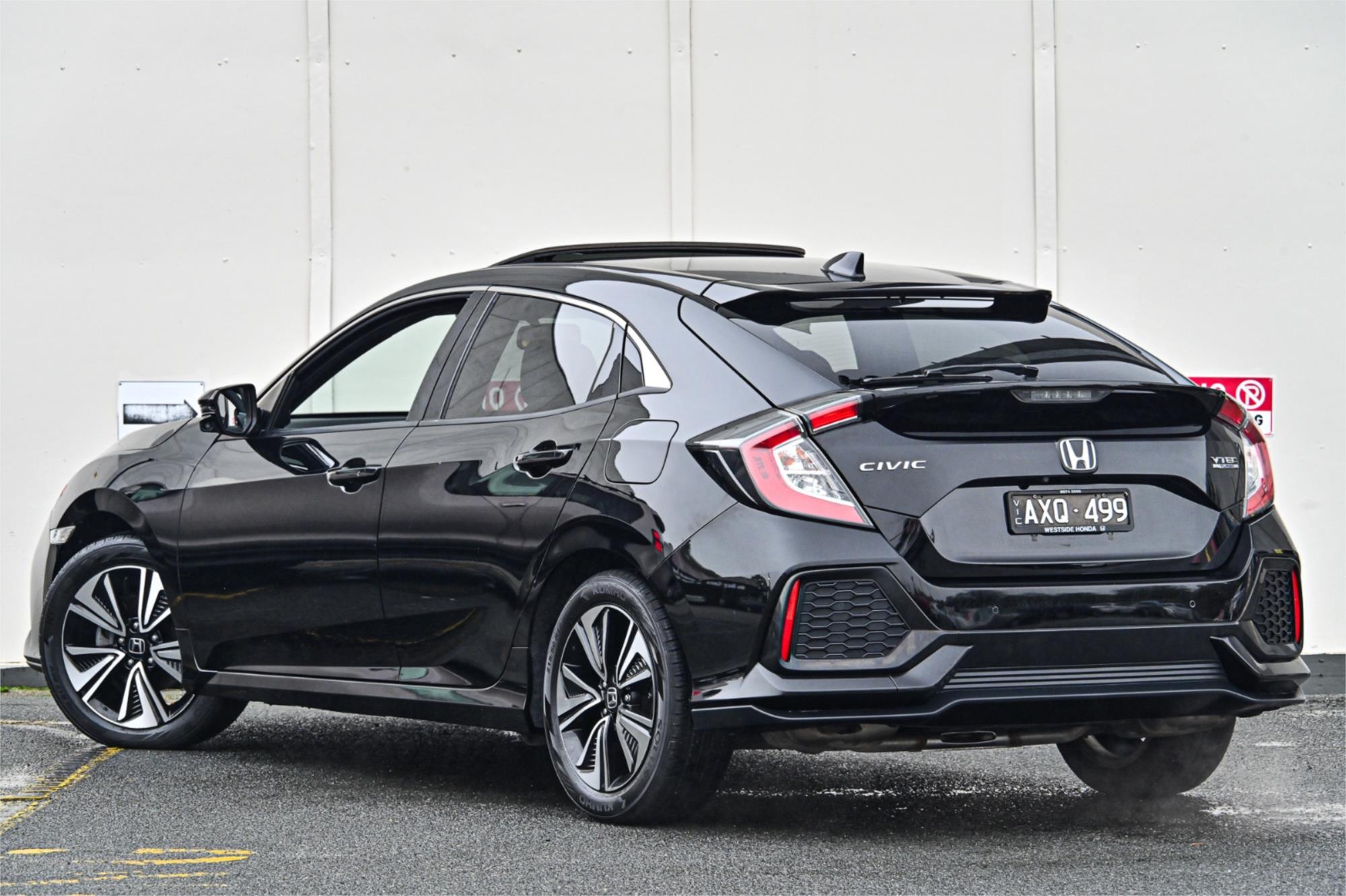 2018 HONDA CIVIC MY17 VTi-LX CONTINUOUS VARIABLE 5D HATCHBACK