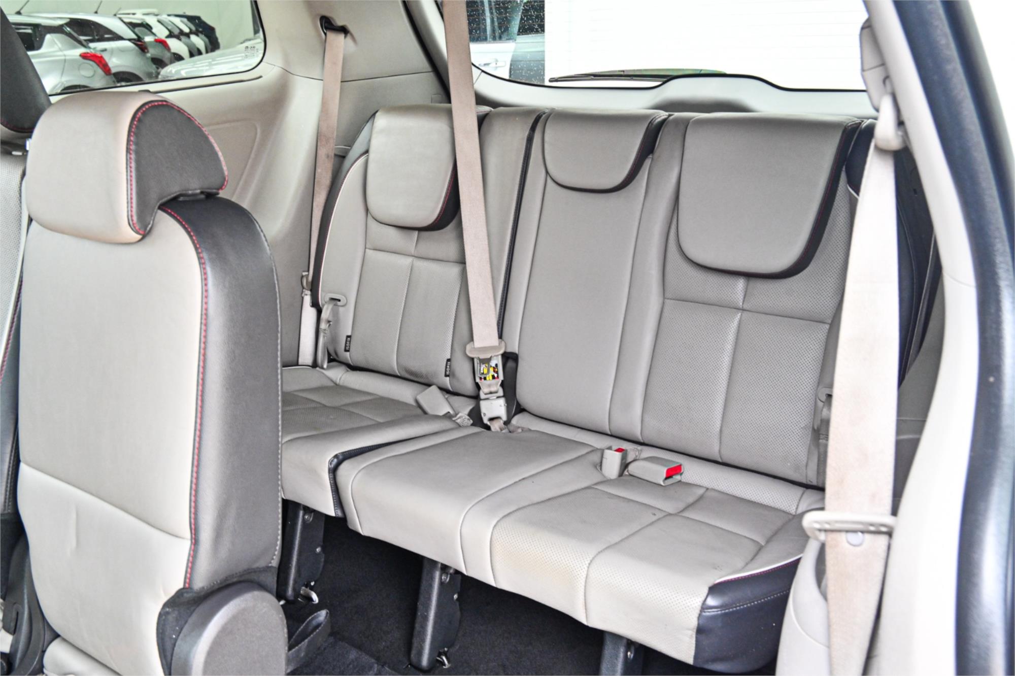 2017 KIA CARNIVAL YP MY17 PLATINUM 6 SP AUTOMATIC 4D WAGON