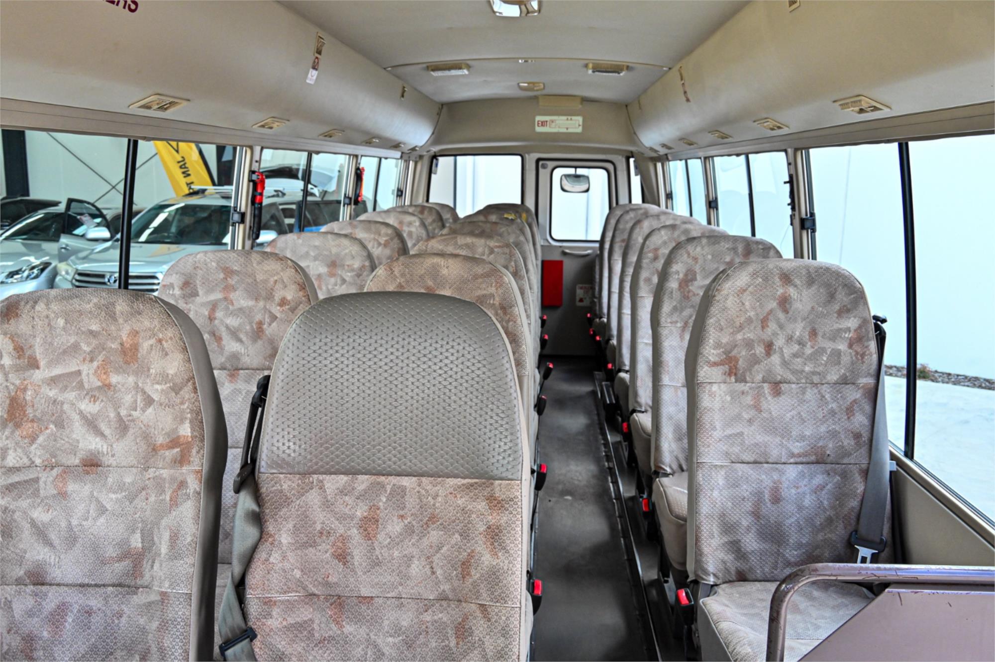 2002 MITSUBISHI ROSA BE 649 BASE 5 SP MANUAL BUS