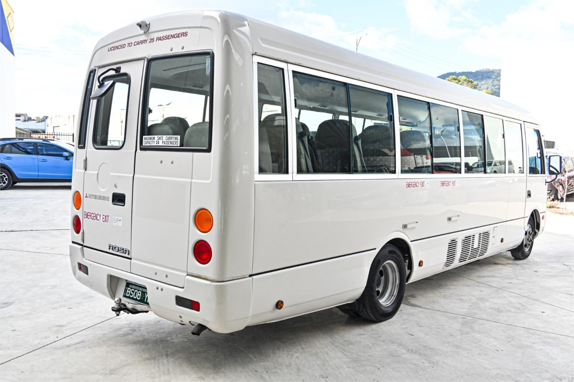 2002 MITSUBISHI ROSA BE 649 BASE 5 SP MANUAL BUS