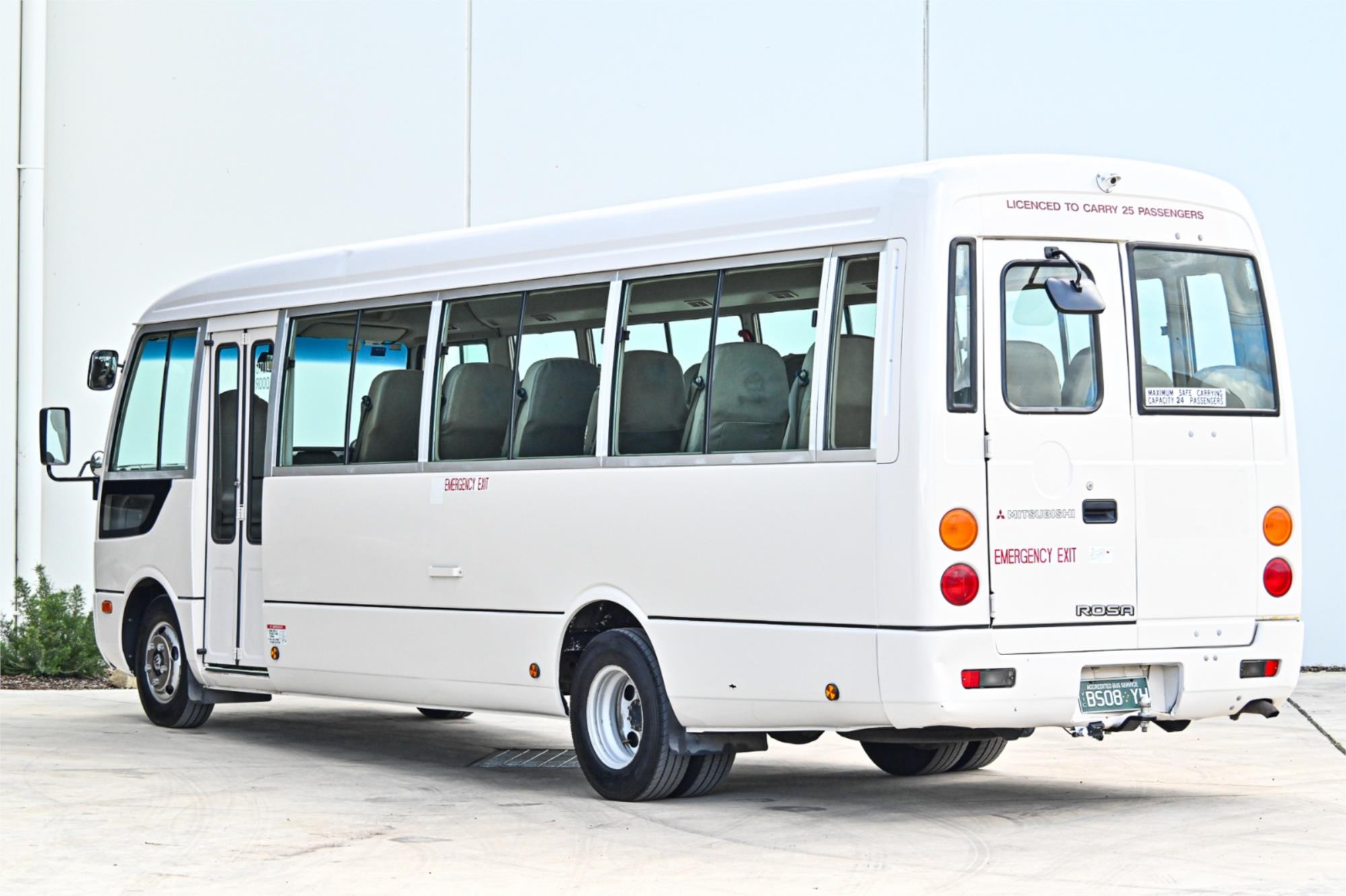 2002 MITSUBISHI ROSA BE 649 BASE 5 SP MANUAL BUS