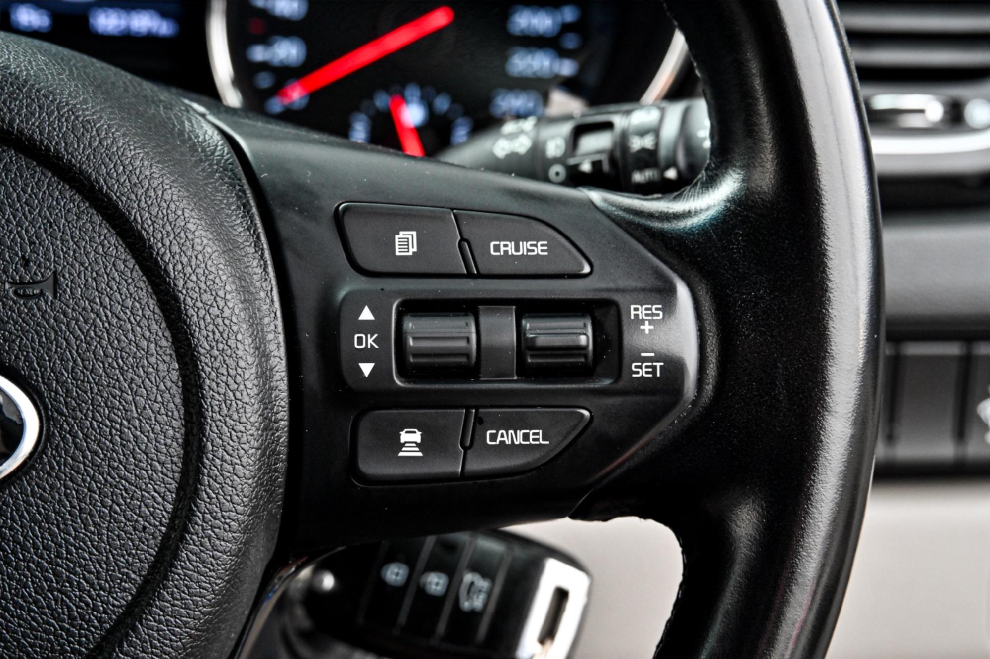 2018 KIA CARNIVAL YP MY18 SI 6 SP AUTOMATIC 4D WAGON