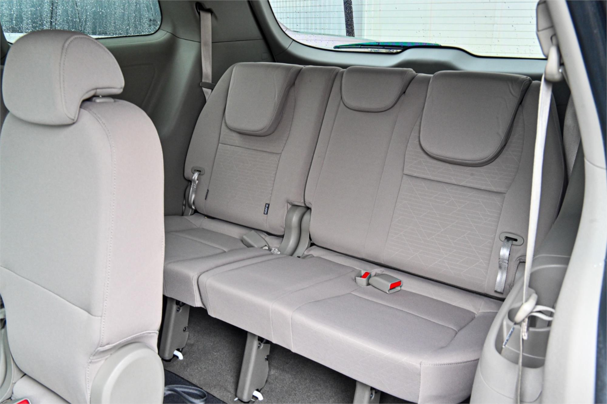 2018 KIA CARNIVAL YP MY18 SI 6 SP AUTOMATIC 4D WAGON