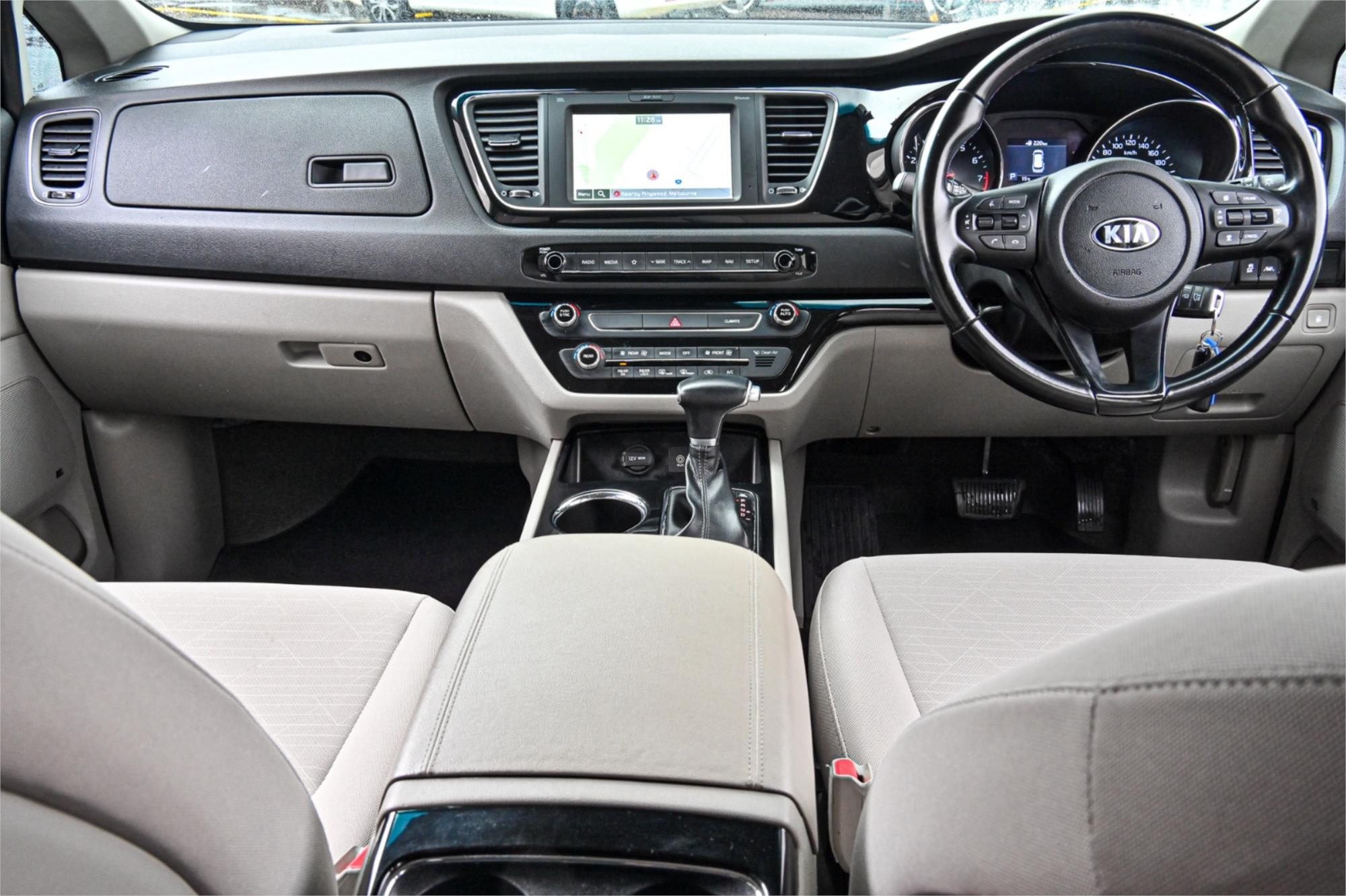 2018 KIA CARNIVAL YP MY18 SI 6 SP AUTOMATIC 4D WAGON