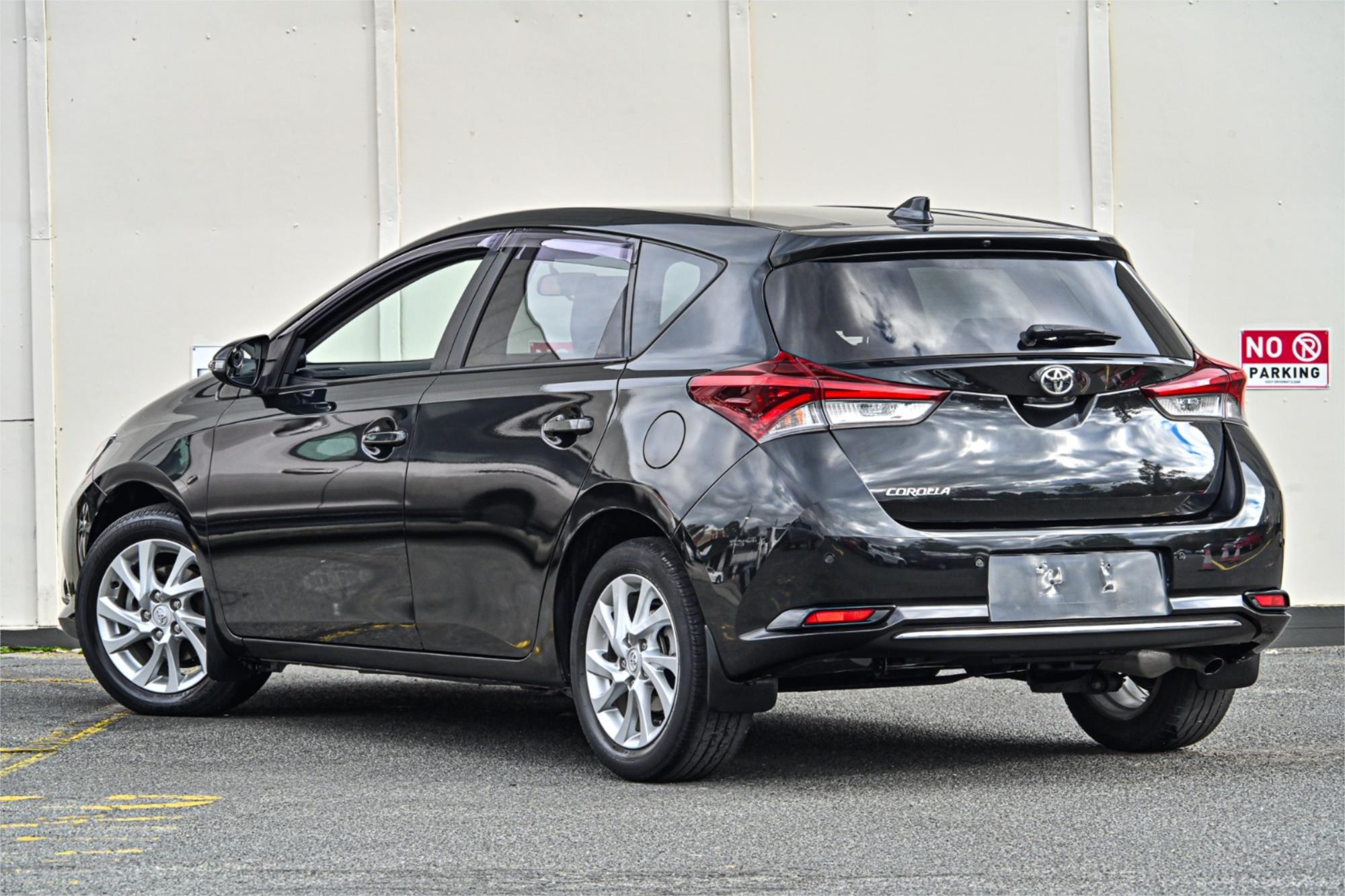 2017 TOYOTA COROLLA ZRE182R MY15 ASCENT CVT AUTO 7 SP SEQUENTIAL 5D HATCHBACK