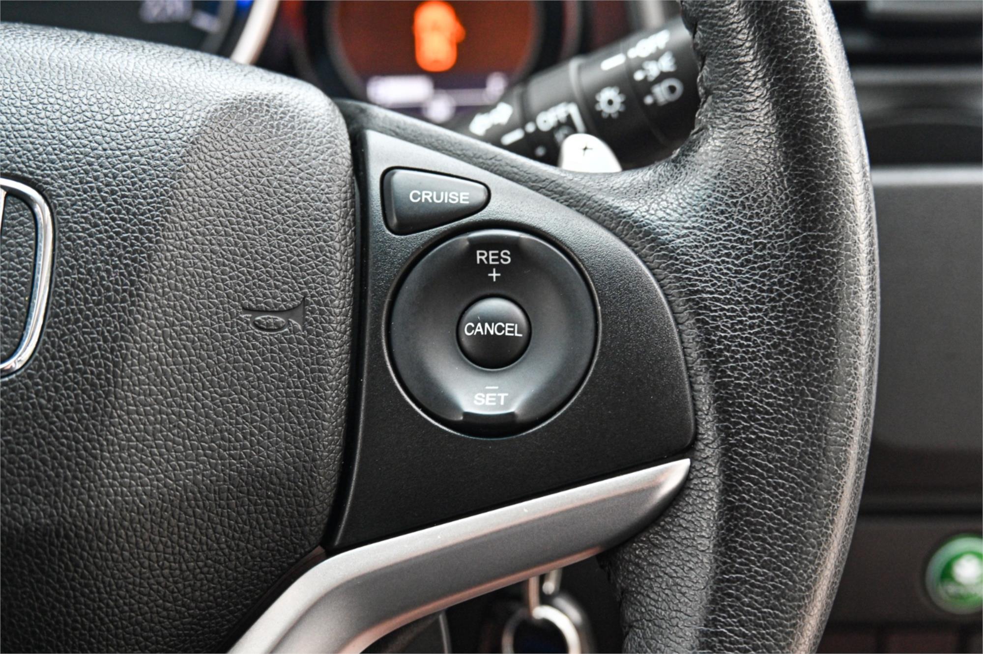 2014 HONDA JAZZ GK MY15 VTi-S CONTINUOUS VARIABLE 5D HATCHBACK