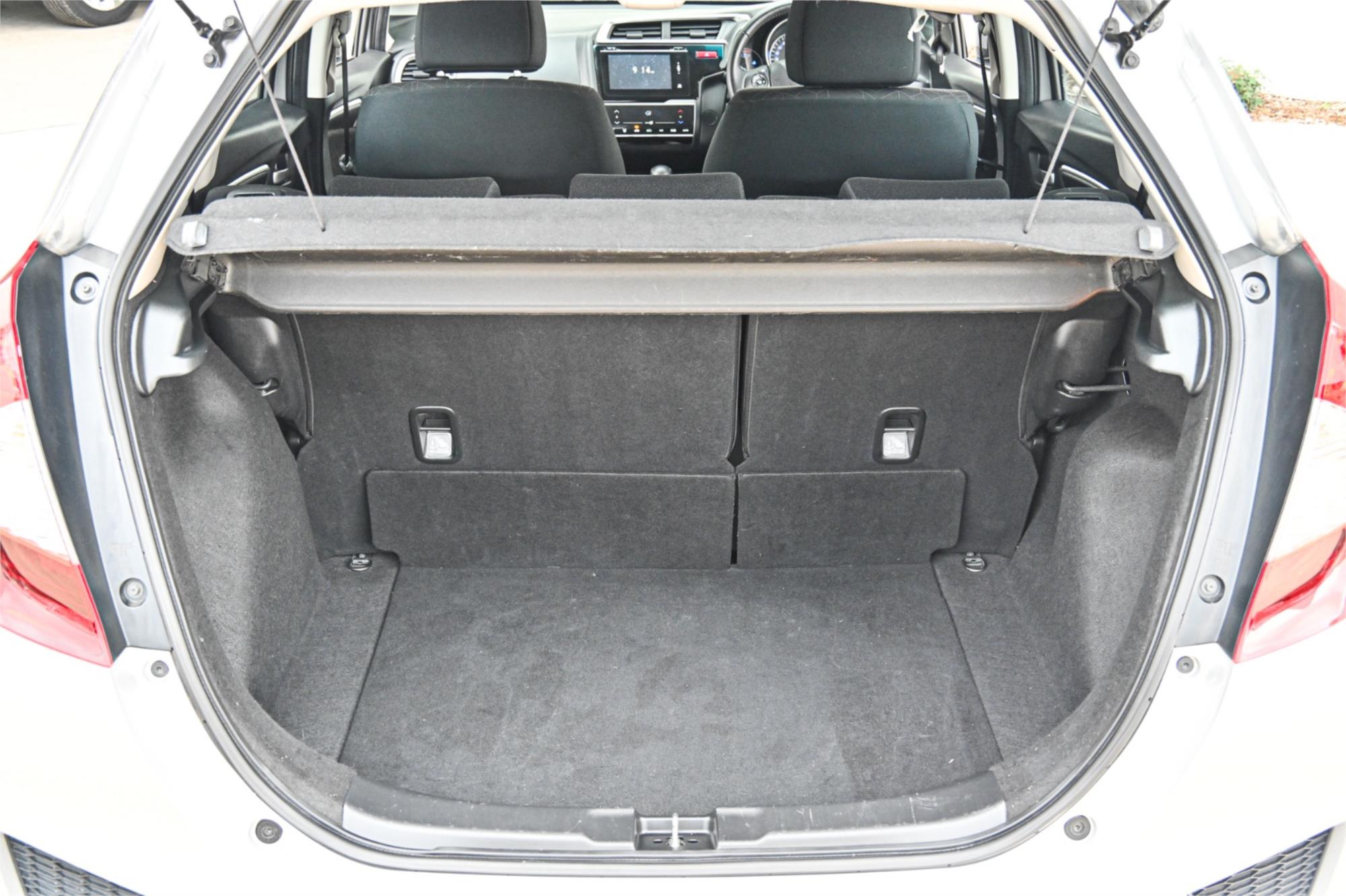 2014 HONDA JAZZ GK MY15 VTi-S CONTINUOUS VARIABLE 5D HATCHBACK
