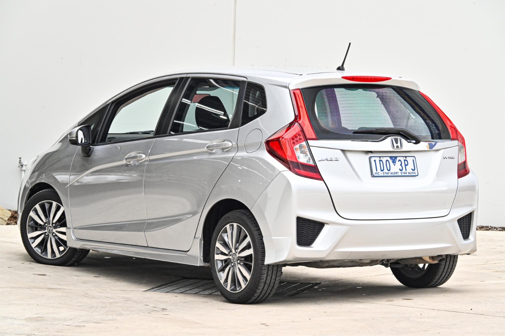 2014 HONDA JAZZ GK MY15 VTi-S CONTINUOUS VARIABLE 5D HATCHBACK