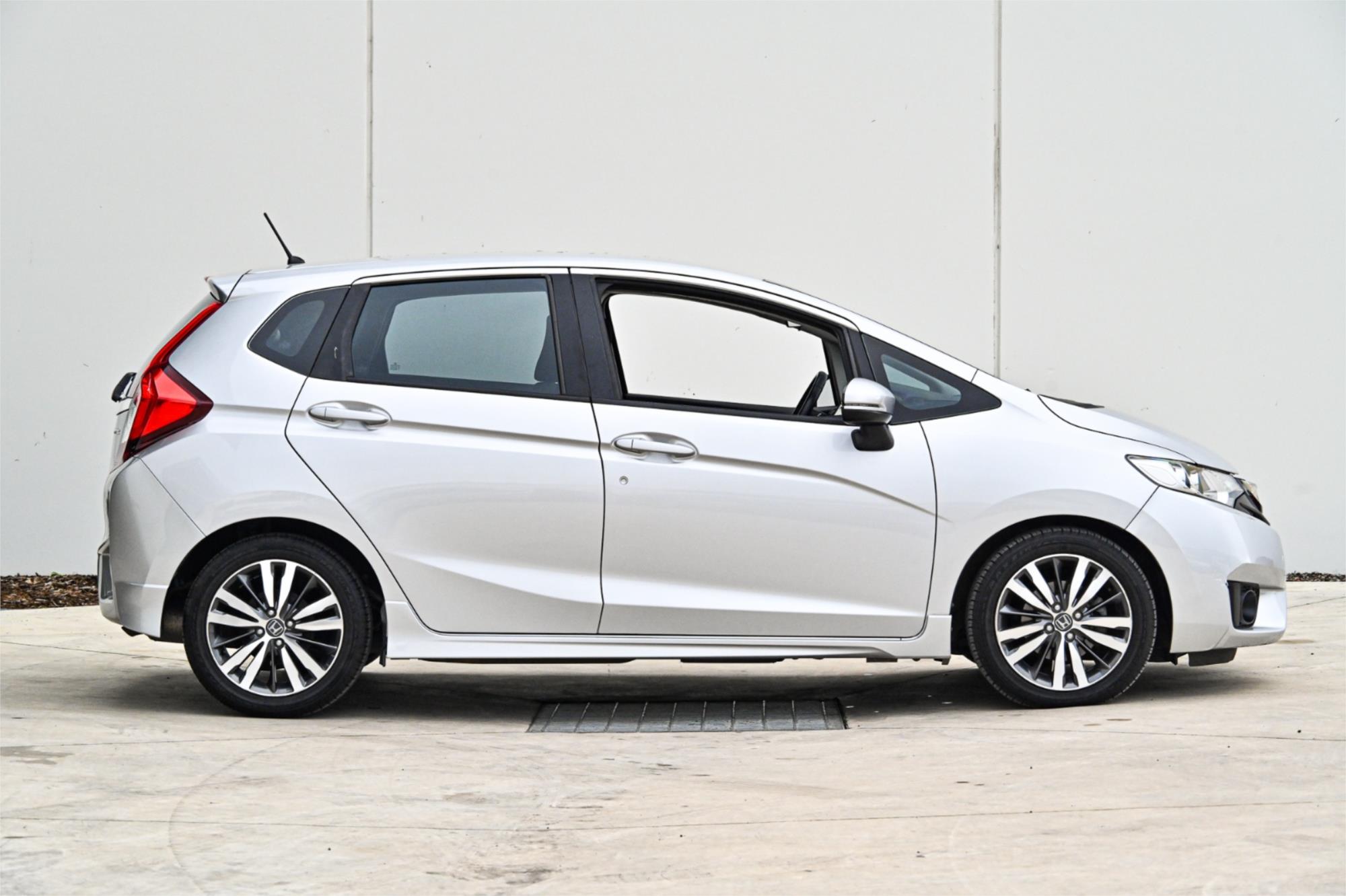 2014 HONDA JAZZ GK MY15 VTi-S CONTINUOUS VARIABLE 5D HATCHBACK