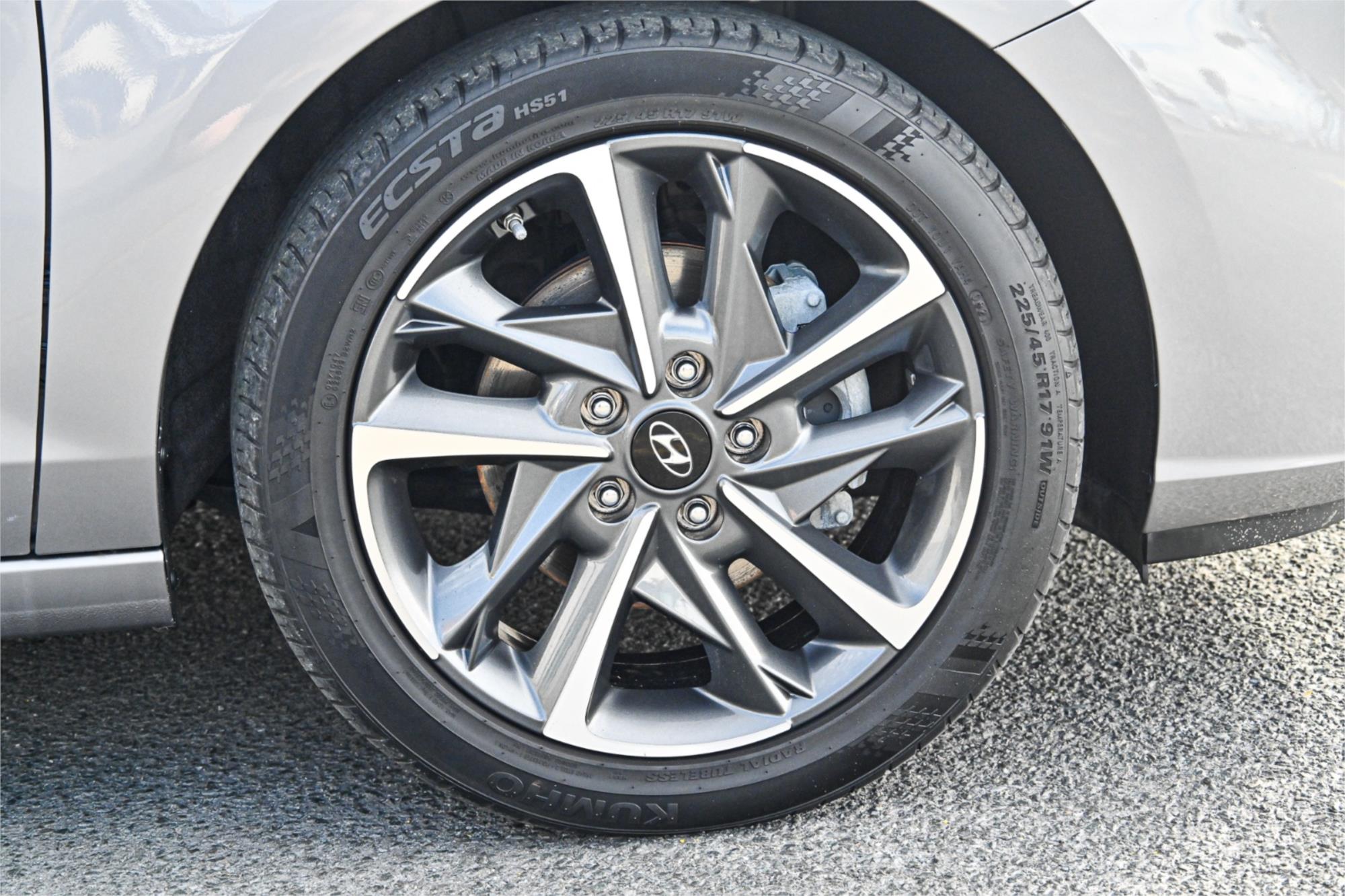 2021 HYUNDAI i30 PD.V4 MY21 ACTIVE 6 SP AUTOMATIC 4D HATCHBACK