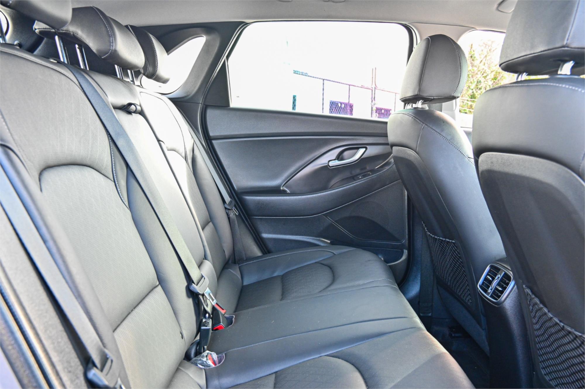 2021 HYUNDAI i30 PD.V4 MY21 ACTIVE 6 SP AUTOMATIC 4D HATCHBACK
