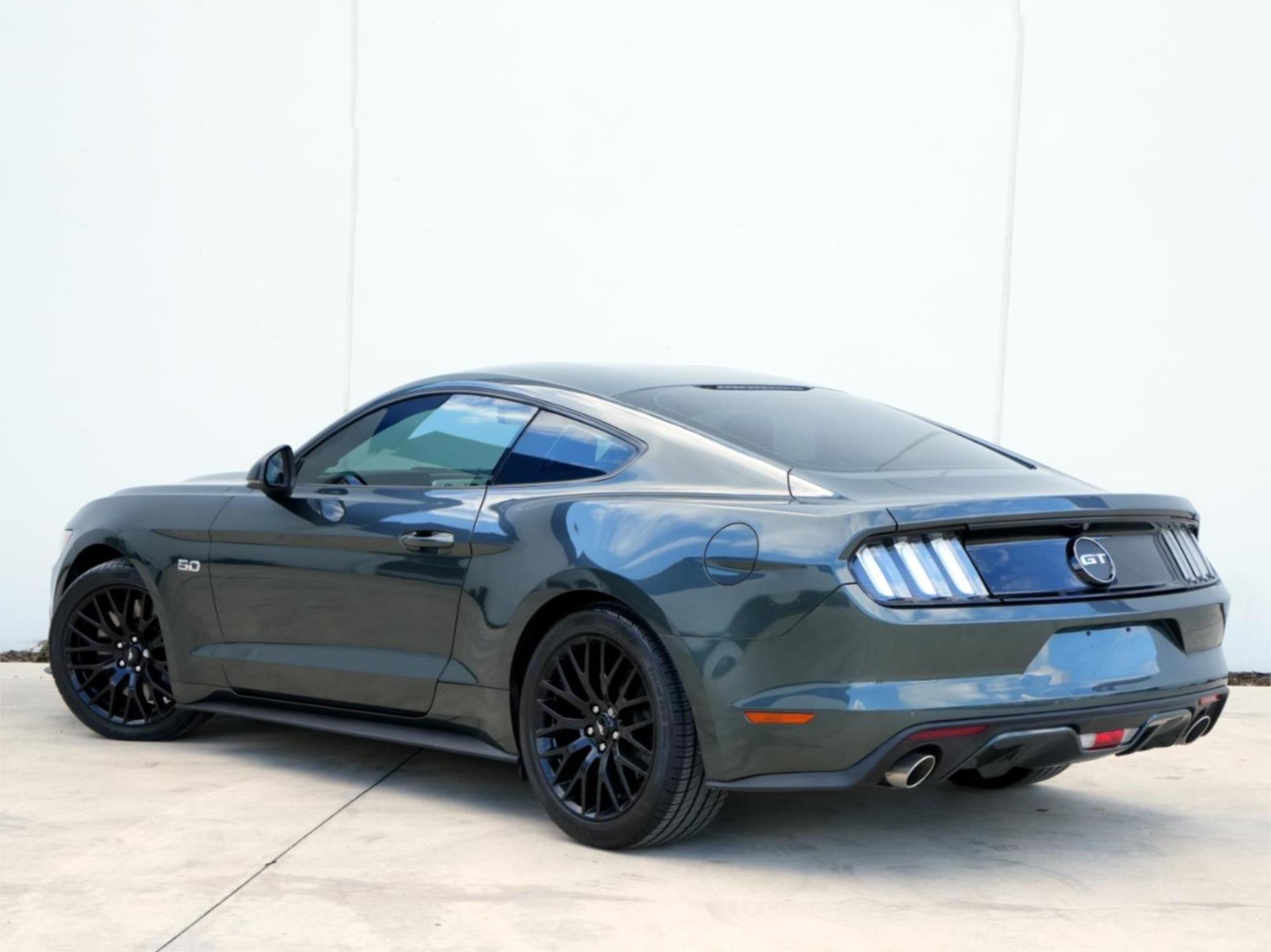 2016 FORD MUSTANG FM FASTBACK GT 5.0 V8 6 SP AUTOMATIC 2D COUPE