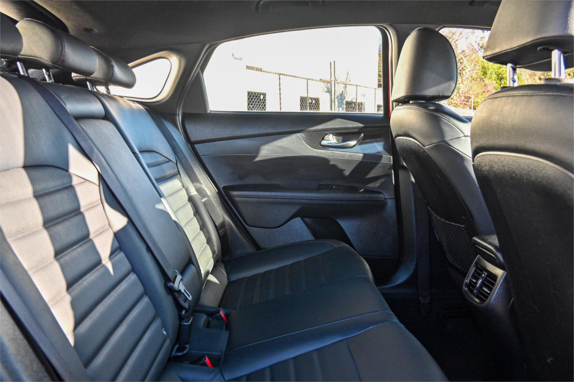 2019 KIA CERATO BD MY19 GT SAFETY PACK 7 SP AUTO DUAL CLUTCH 5D HATCHBACK