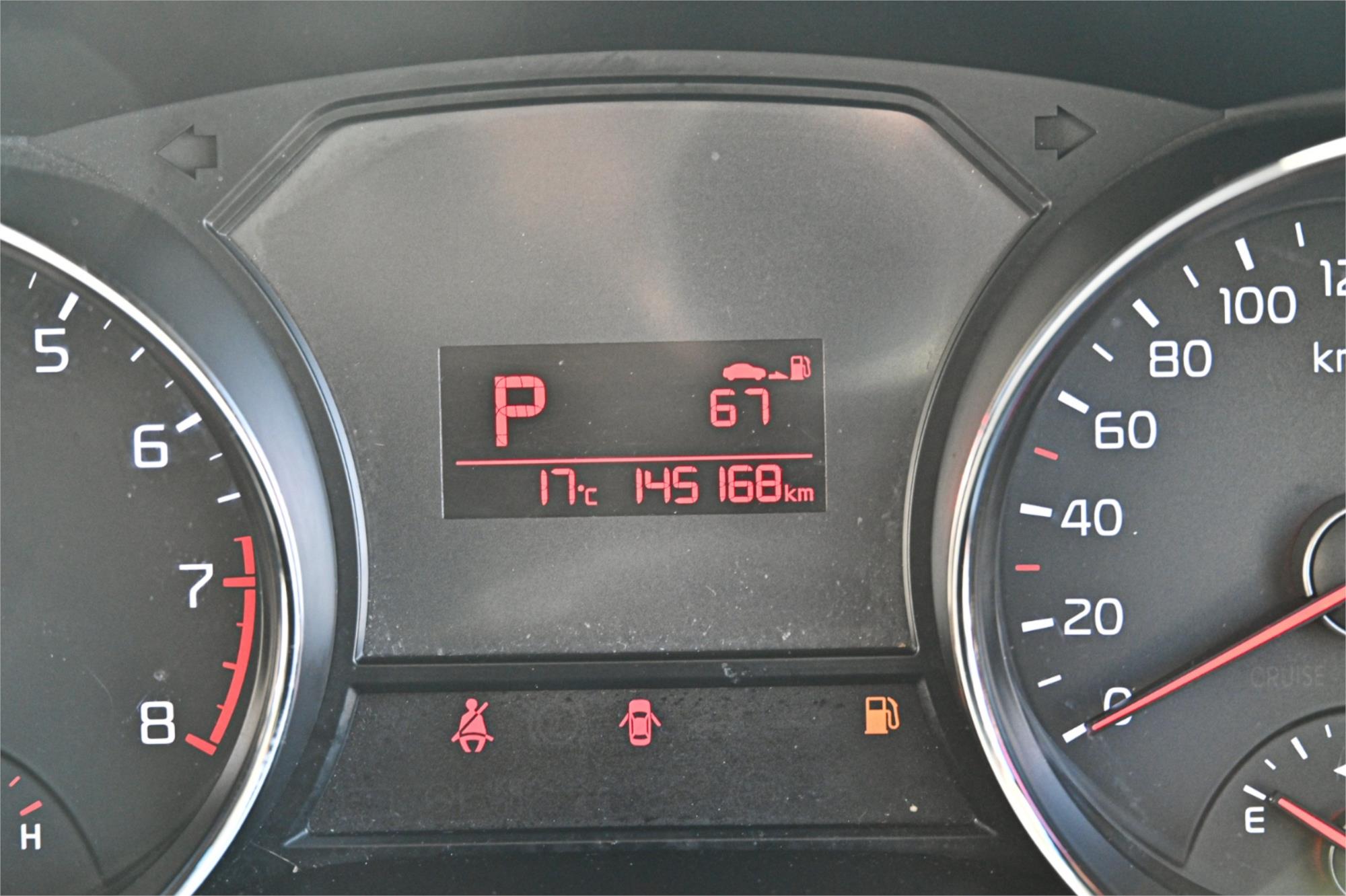 2017 KIA CARNIVAL YP MY17 S 6 SP AUTOMATIC 4D WAGON