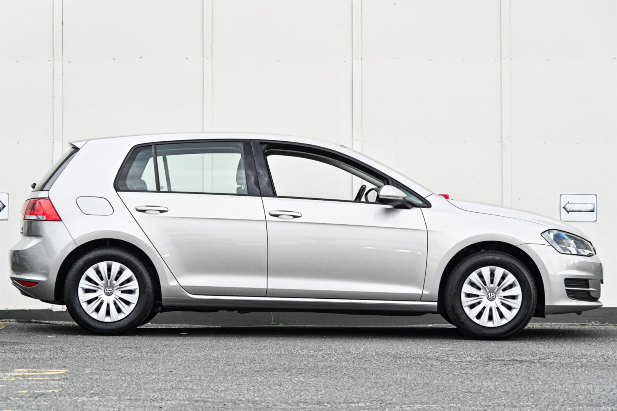2014 VOLKSWAGEN GOLF AU MY14 90 TSI 6 SP MANUAL 5D HATCHBACK