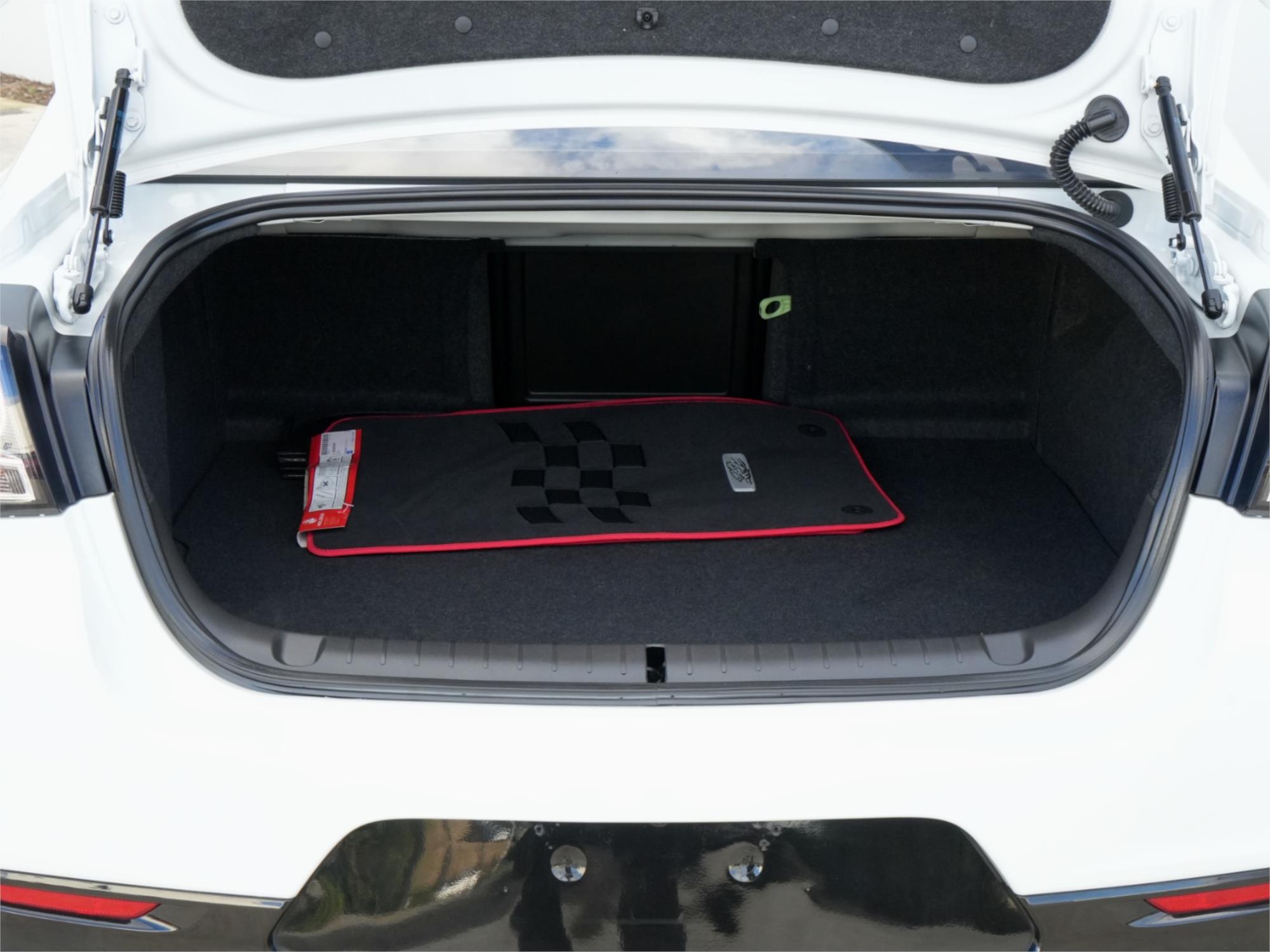 2016 HOLDEN COMMODORE VF II SS-V 6 SP AUTOMATIC 4D SEDAN
