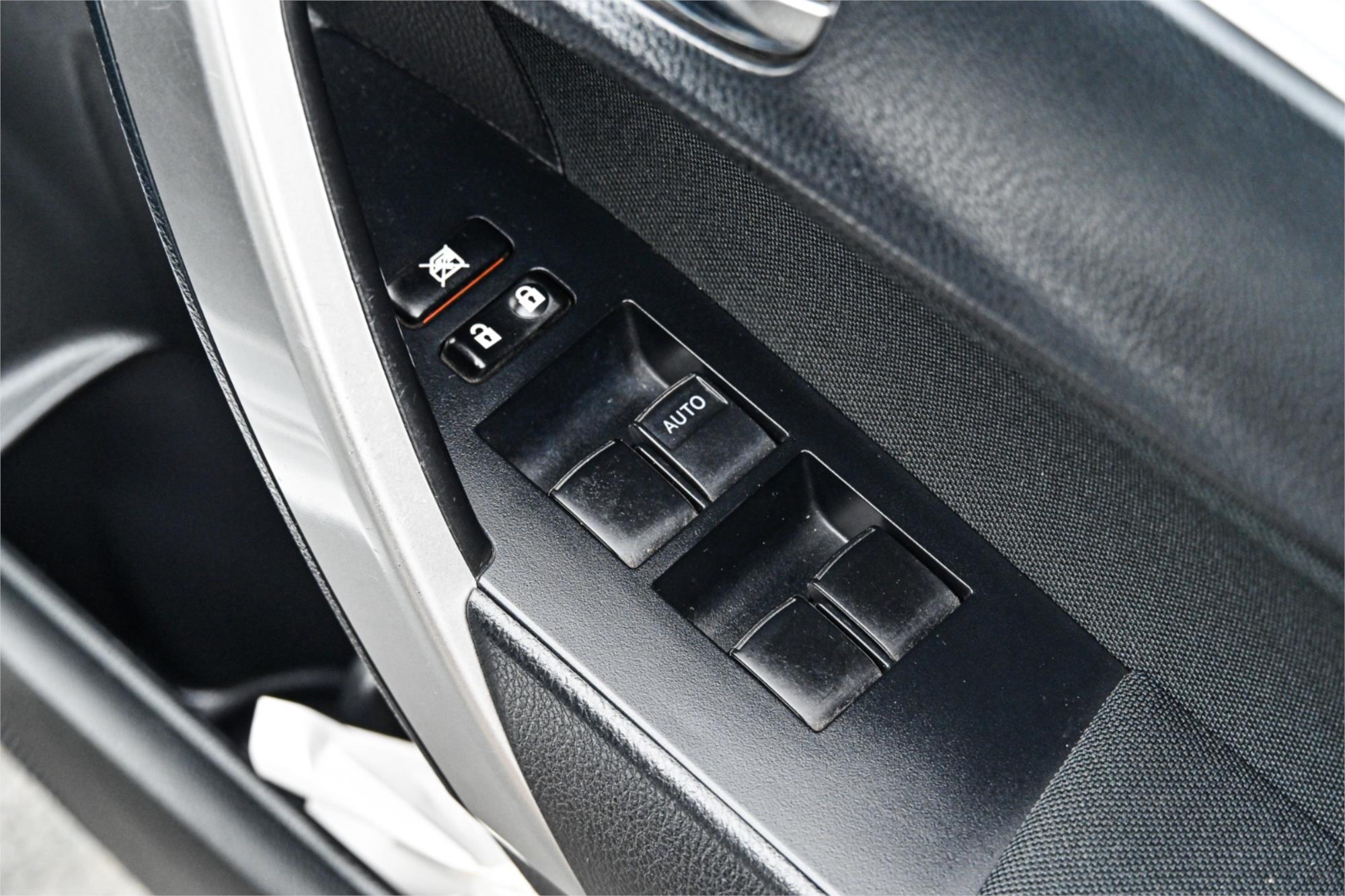 2016 TOYOTA COROLLA ZRE172R SX CVT AUTO 7 SP SEQUENTIAL 4D SEDAN