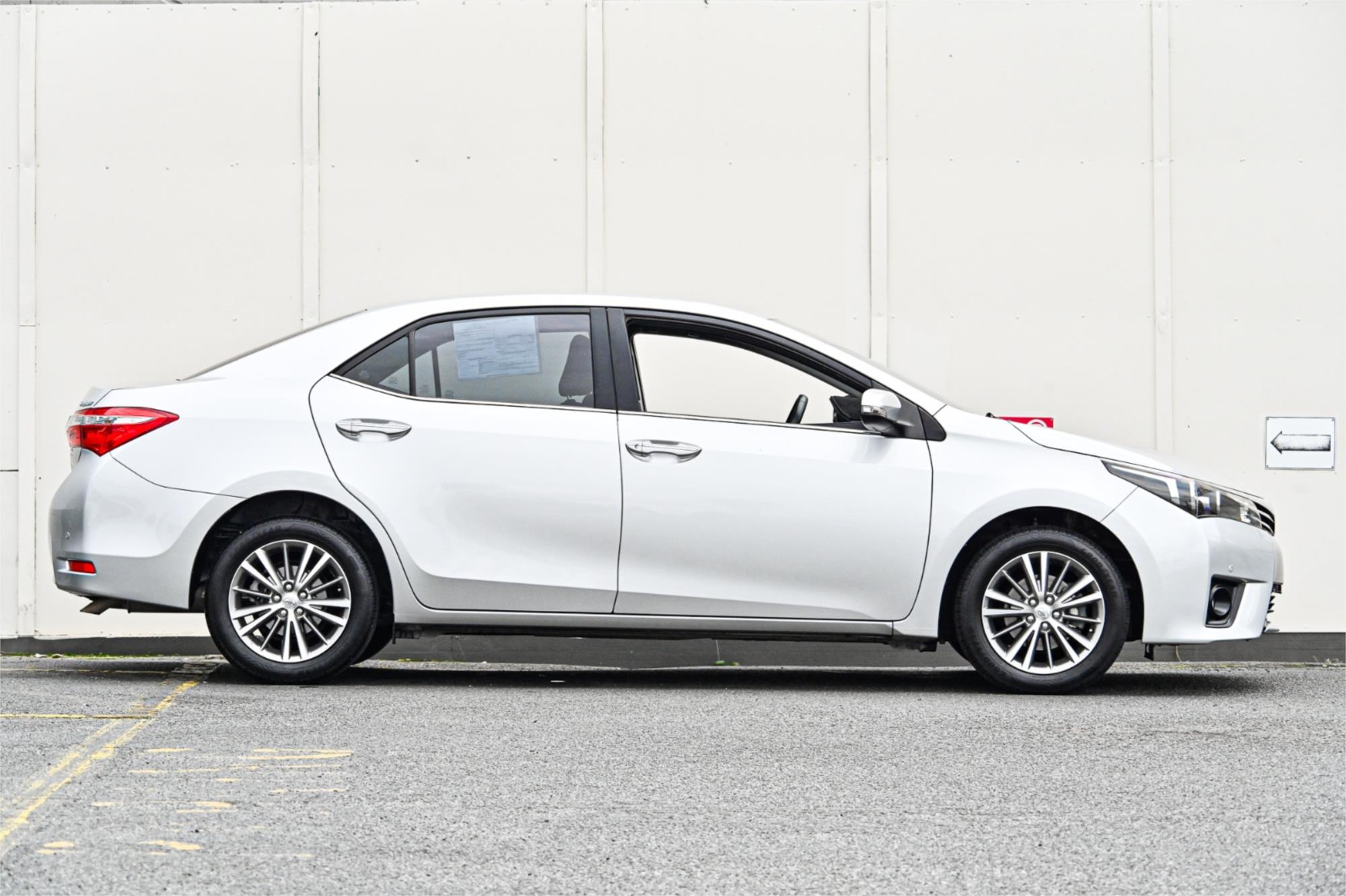 2016 TOYOTA COROLLA ZRE172R SX CVT AUTO 7 SP SEQUENTIAL 4D SEDAN