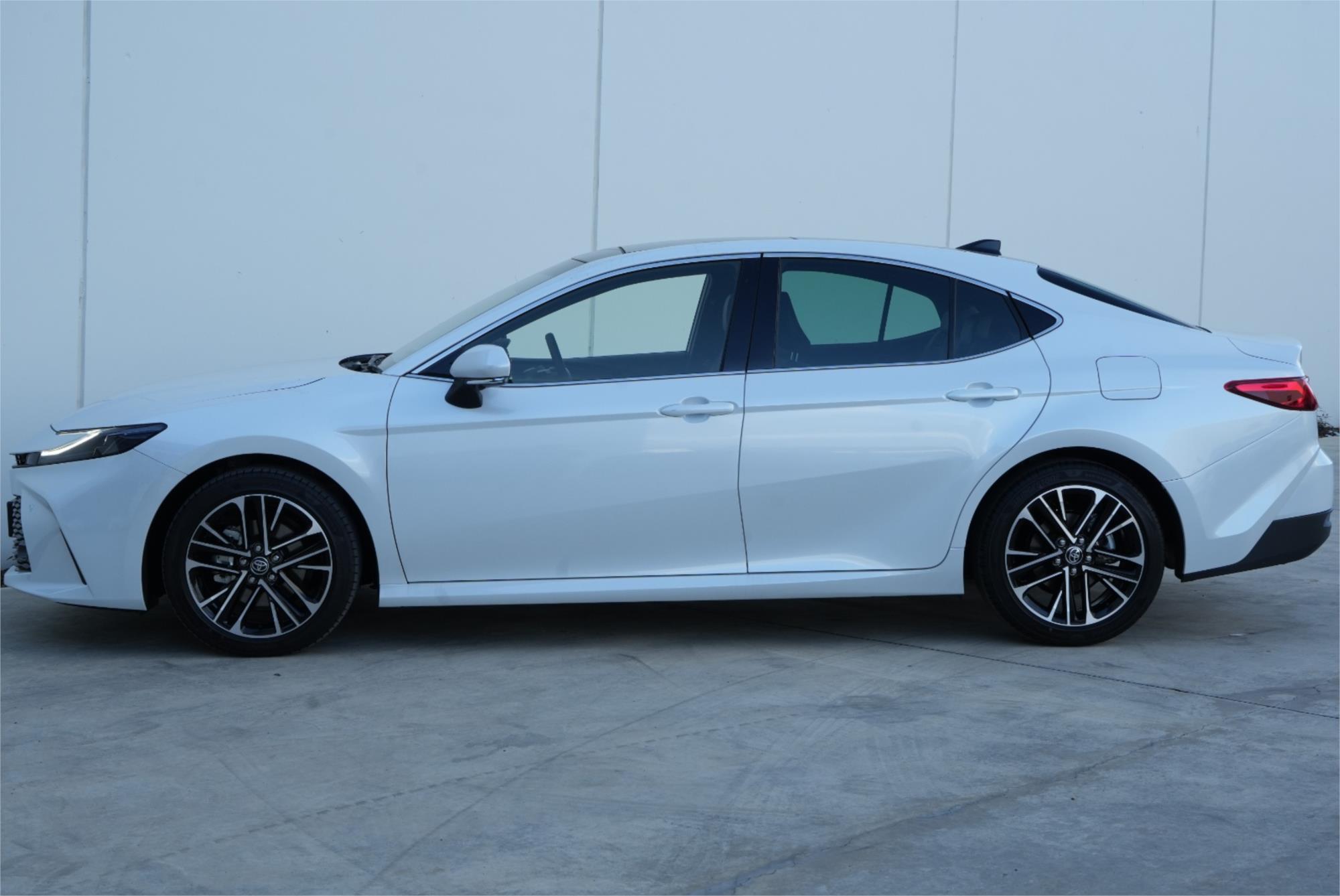 2025 TOYOTA CAMRY AXVH80R SL HYBRID CONTINUOUS VARIABLE 4D SEDAN