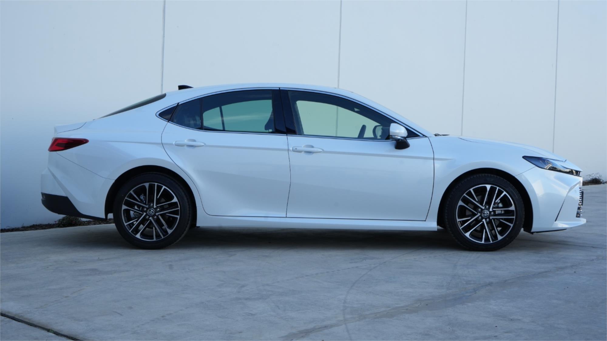 2025 TOYOTA CAMRY AXVH80R SL HYBRID CONTINUOUS VARIABLE 4D SEDAN