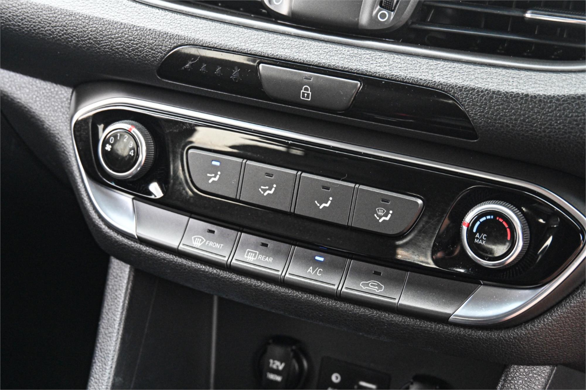 2018 HYUNDAI i30 PD GO 6 SP AUTO SEQUENTIAL 4D HATCHBACK