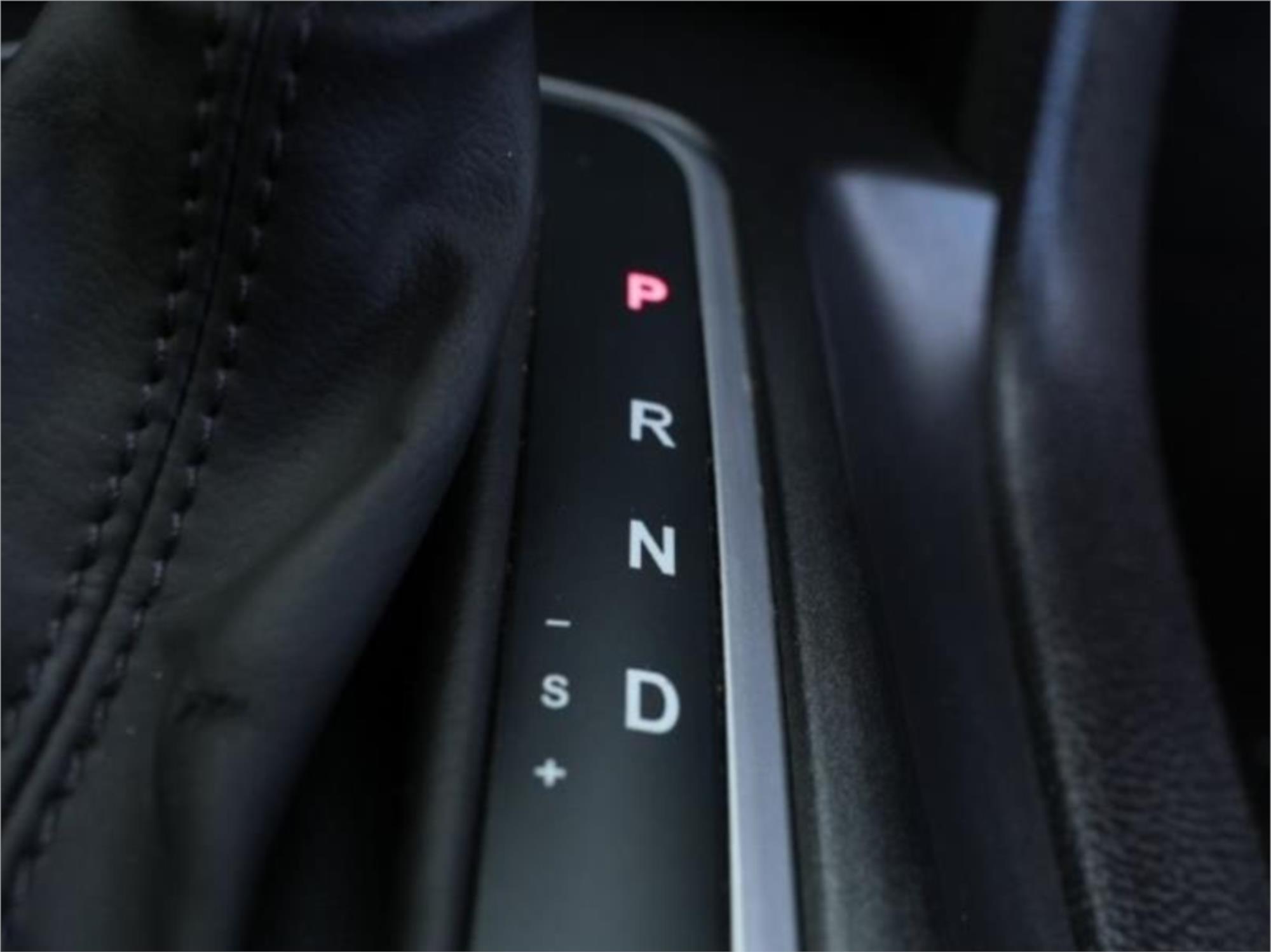 2009 FORD FALCON FG XR6 5 SP AUTO SEQ SPORT SHIFT 4D SEDAN