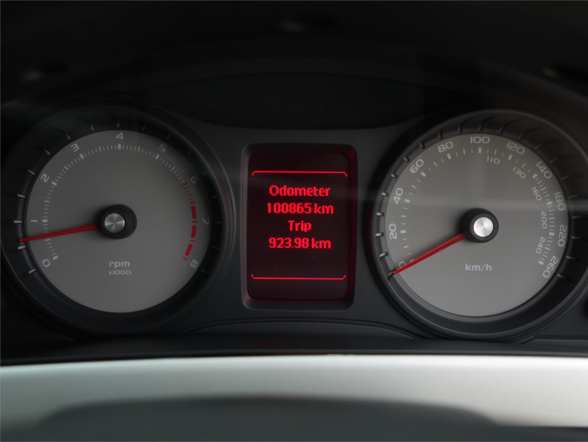 2010 HOLDEN COMMODORE VE II SV6 6 SP MANUAL 4D SEDAN