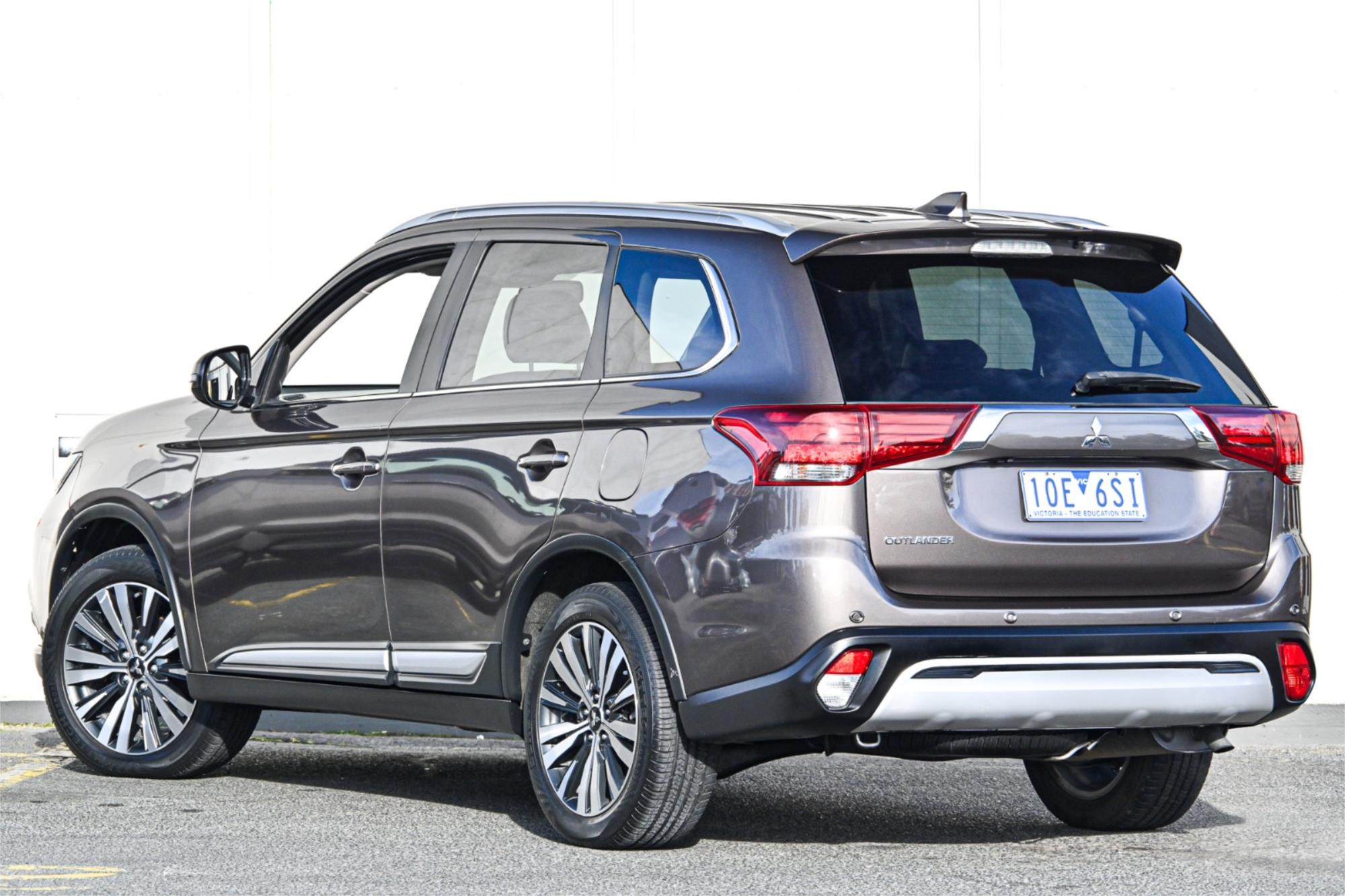 2018 MITSUBISHI OUTLANDER ZL MY18.5 LS 7 SEAT (2WD) CONTINUOUS VARIABLE 4D WAGON