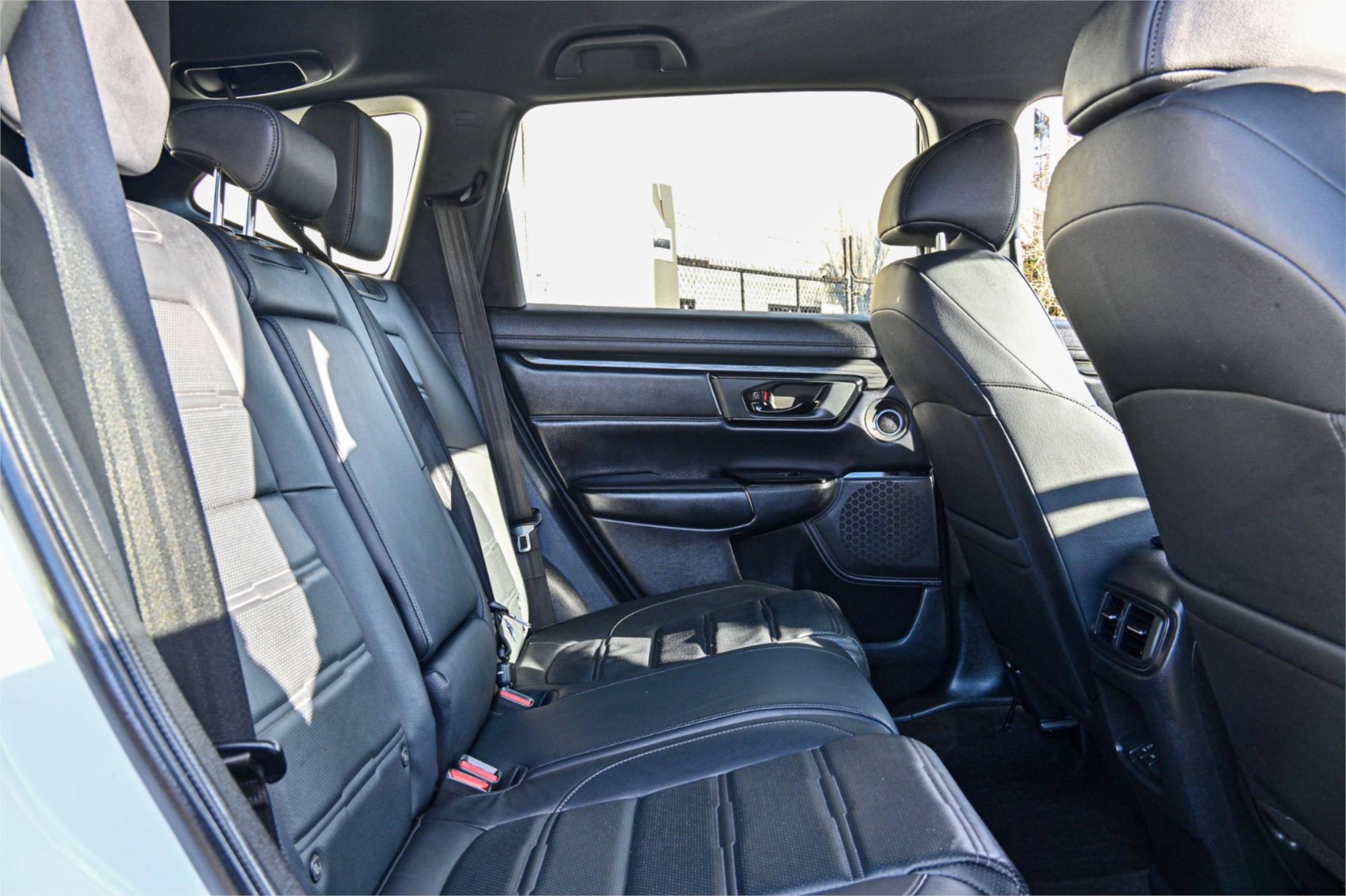 2023 HONDA CR-V MY22 BLACK EDITION (2WD) 5 SEATS CONTINUOUS VARIABLE 4D WAGON