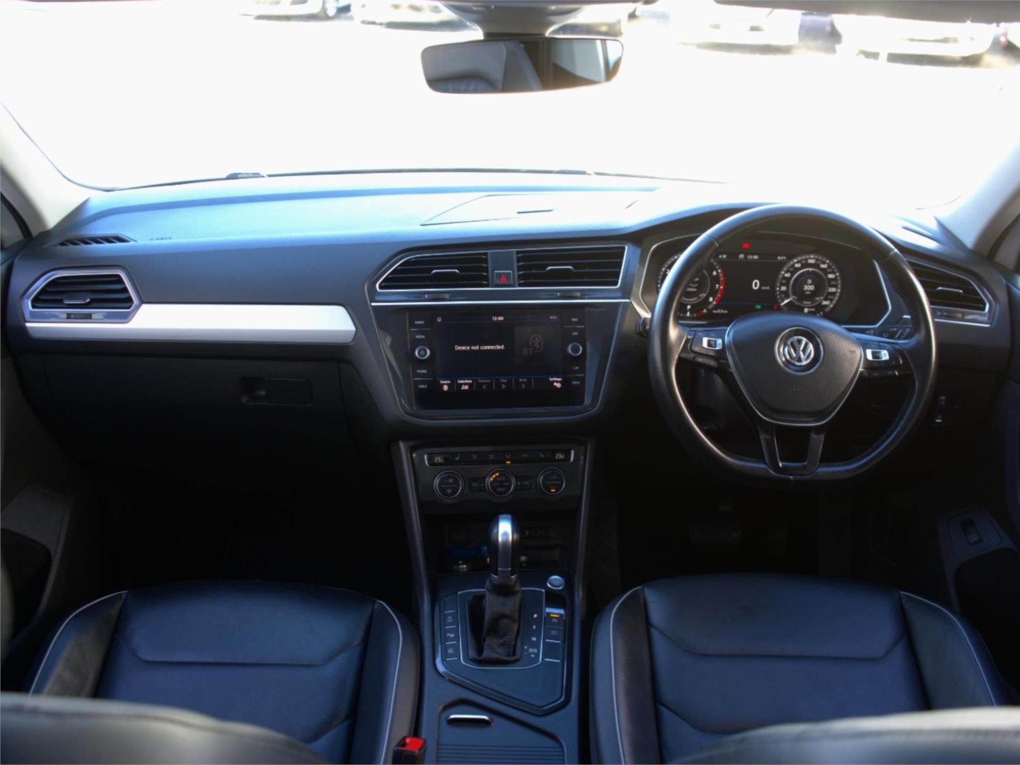 2017 VOLKSWAGEN TIGUAN 5NA 110 TSI COMFORTLINE 6 SP AUTO DIRECT SHIFT 4D WAGON