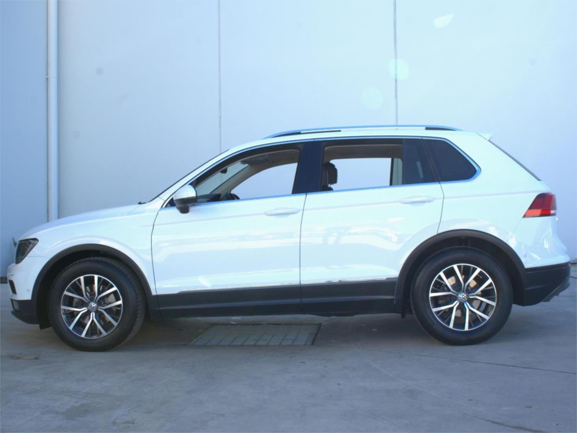 2017 VOLKSWAGEN TIGUAN 5NA 110 TSI COMFORTLINE 6 SP AUTO DIRECT SHIFT 4D WAGON