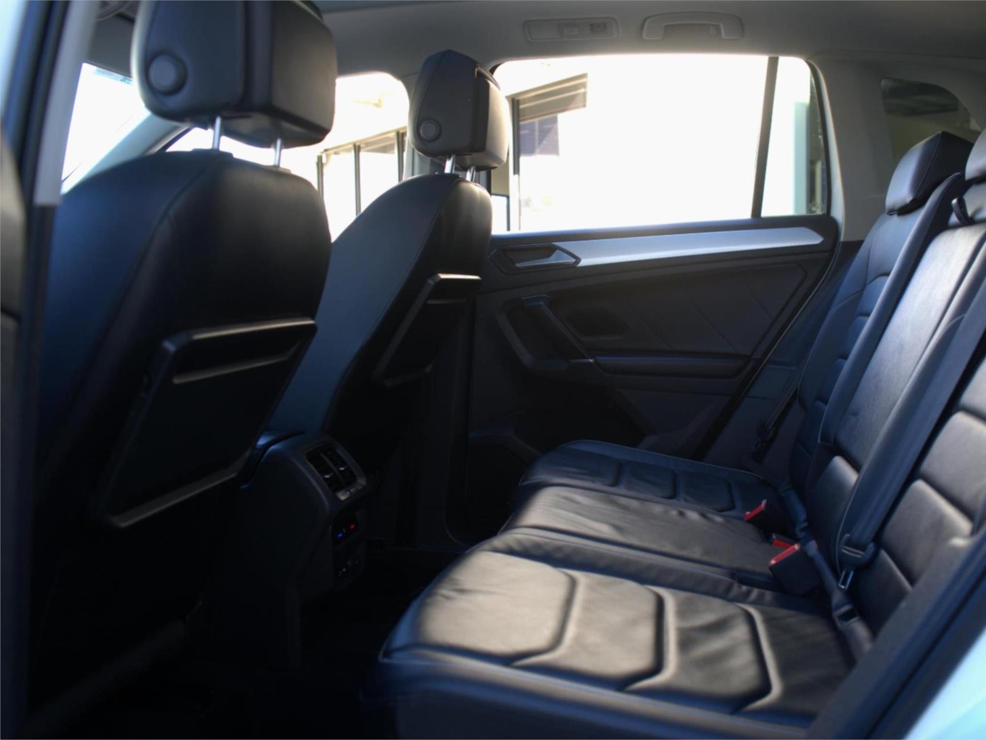 2017 VOLKSWAGEN TIGUAN 5NA 110 TSI COMFORTLINE 6 SP AUTO DIRECT SHIFT 4D WAGON