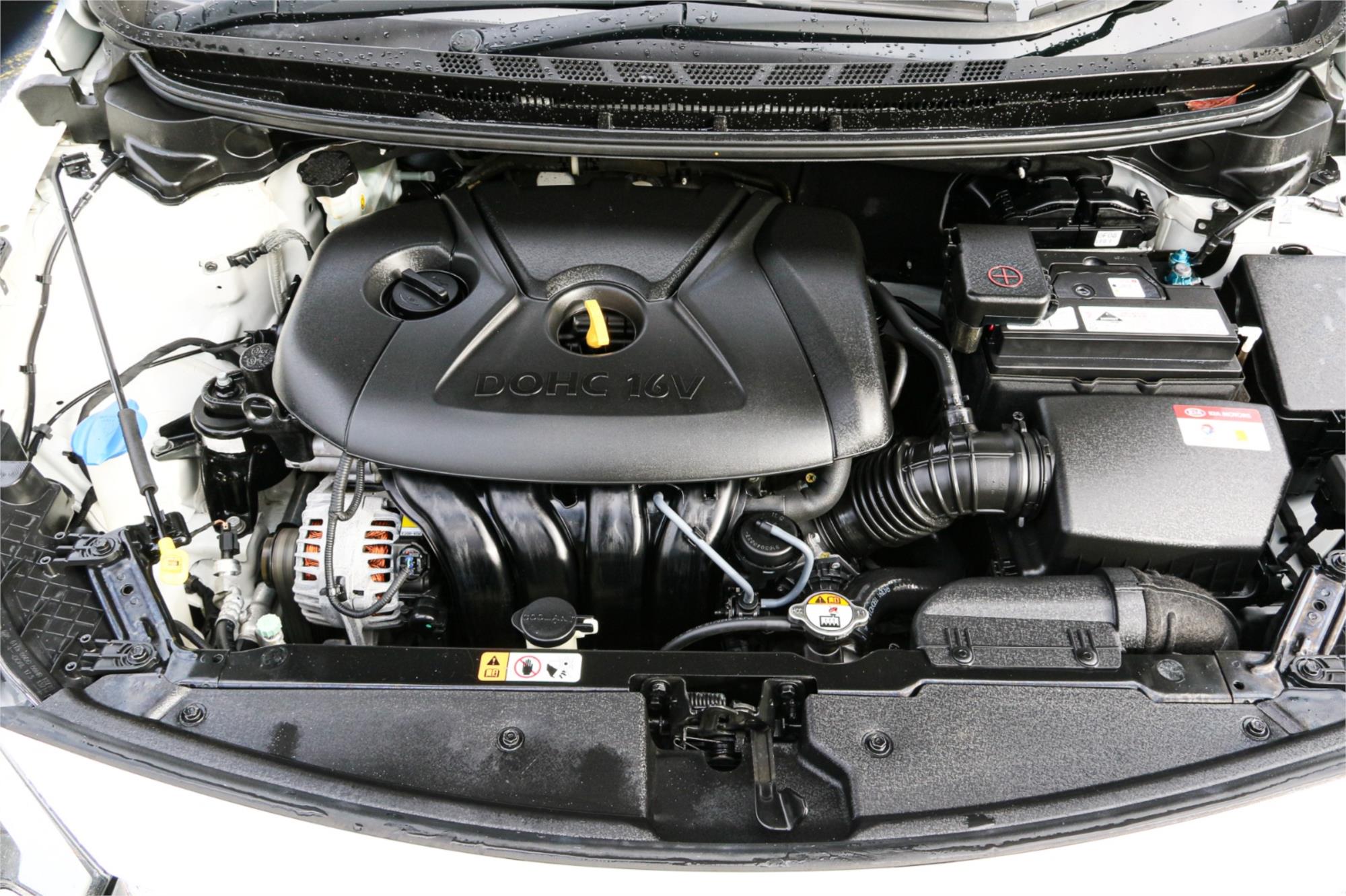 2014 KIA CERATO YD MY14 S 6 SP AUTOMATIC 5D HATCHBACK