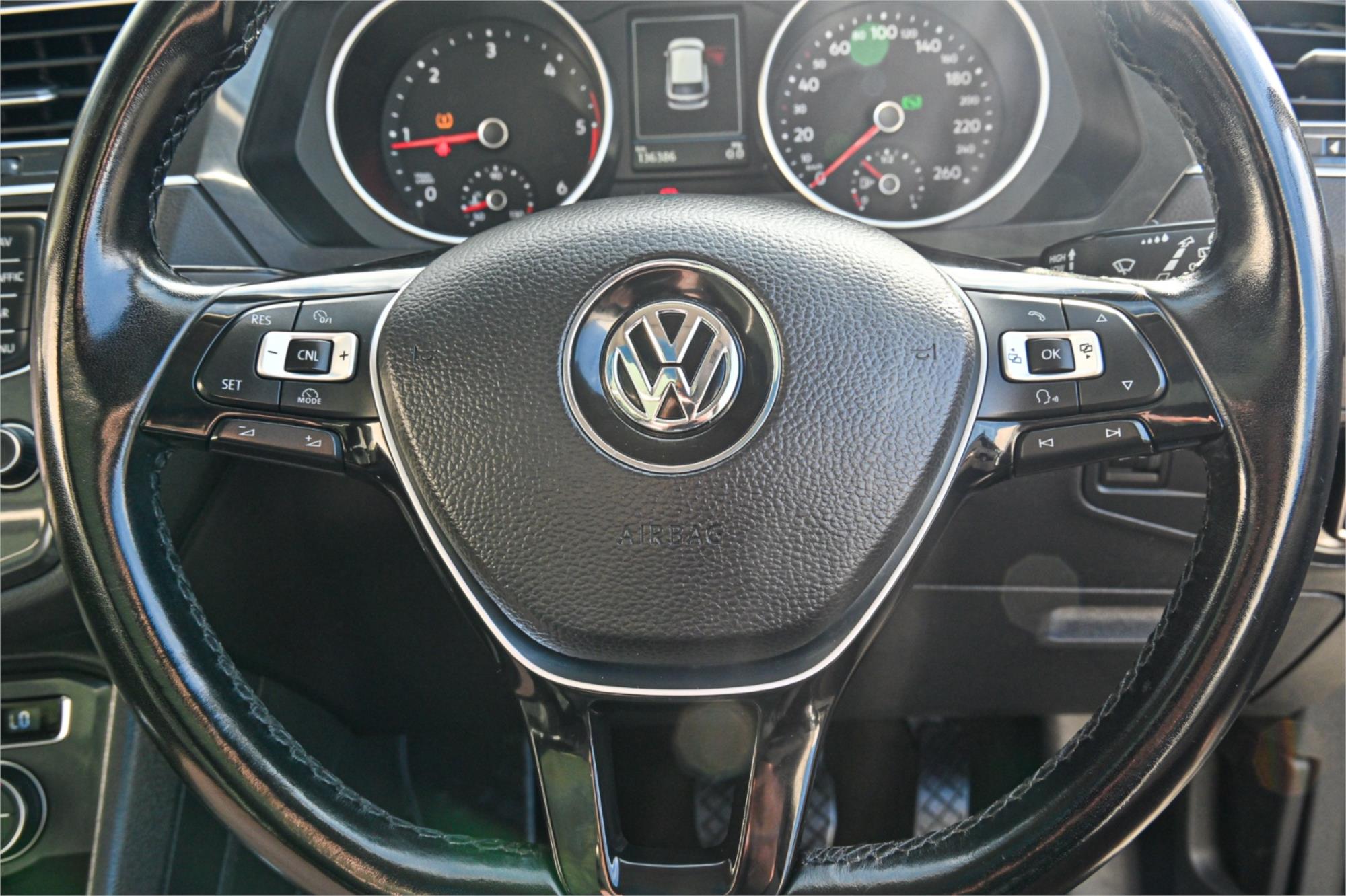 2017 VOLKSWAGEN TIGUAN 5NA 110 TDI COMFORTLINE 7 SP AUTO DIRECT SHIFT 4D WAGON
