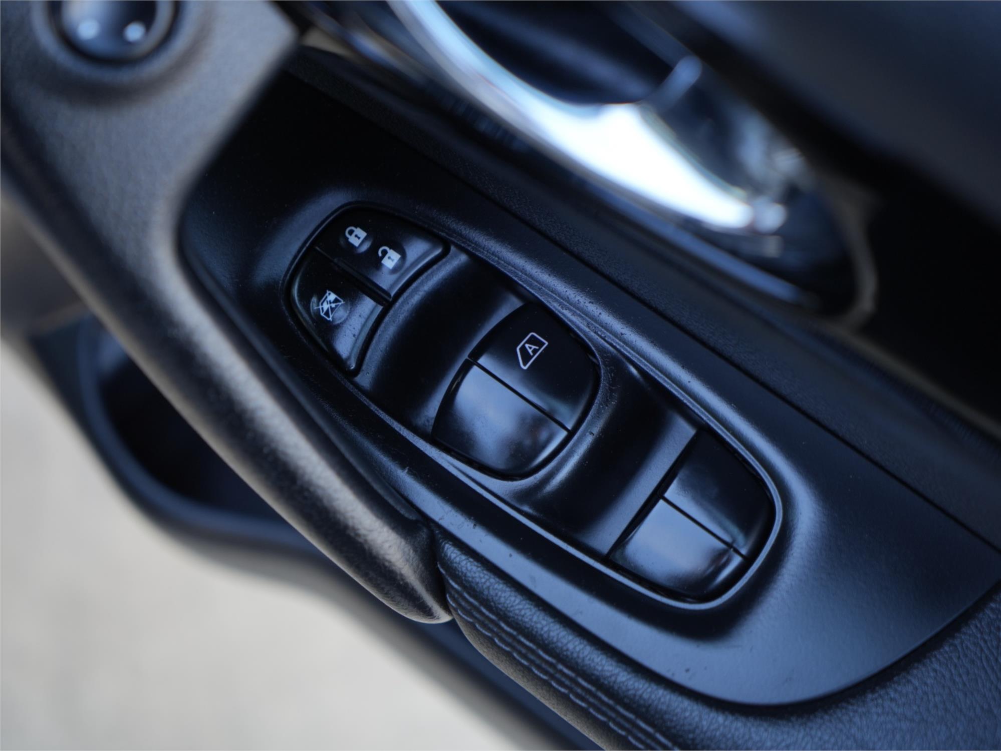 2015 NISSAN QASHQAI J11 Ti CONTINUOUS VARIABLE 4D WAGON