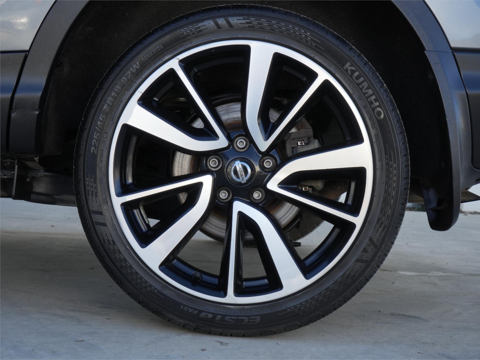 2015 NISSAN QASHQAI J11 Ti CONTINUOUS VARIABLE 4D WAGON