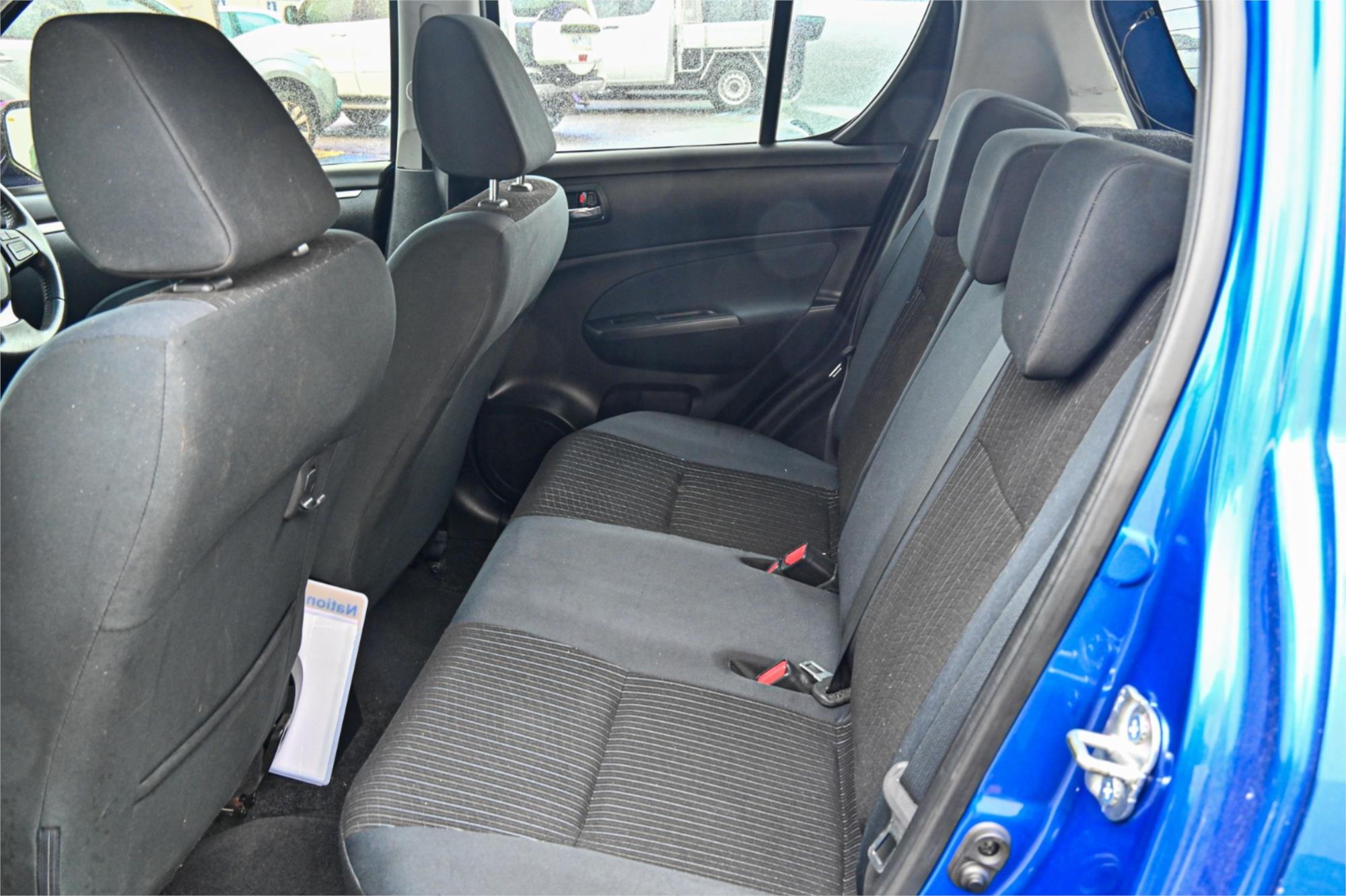 2014 SUZUKI SWIFT FZ MY13 GL 5 SP MANUAL 5D HATCHBACK