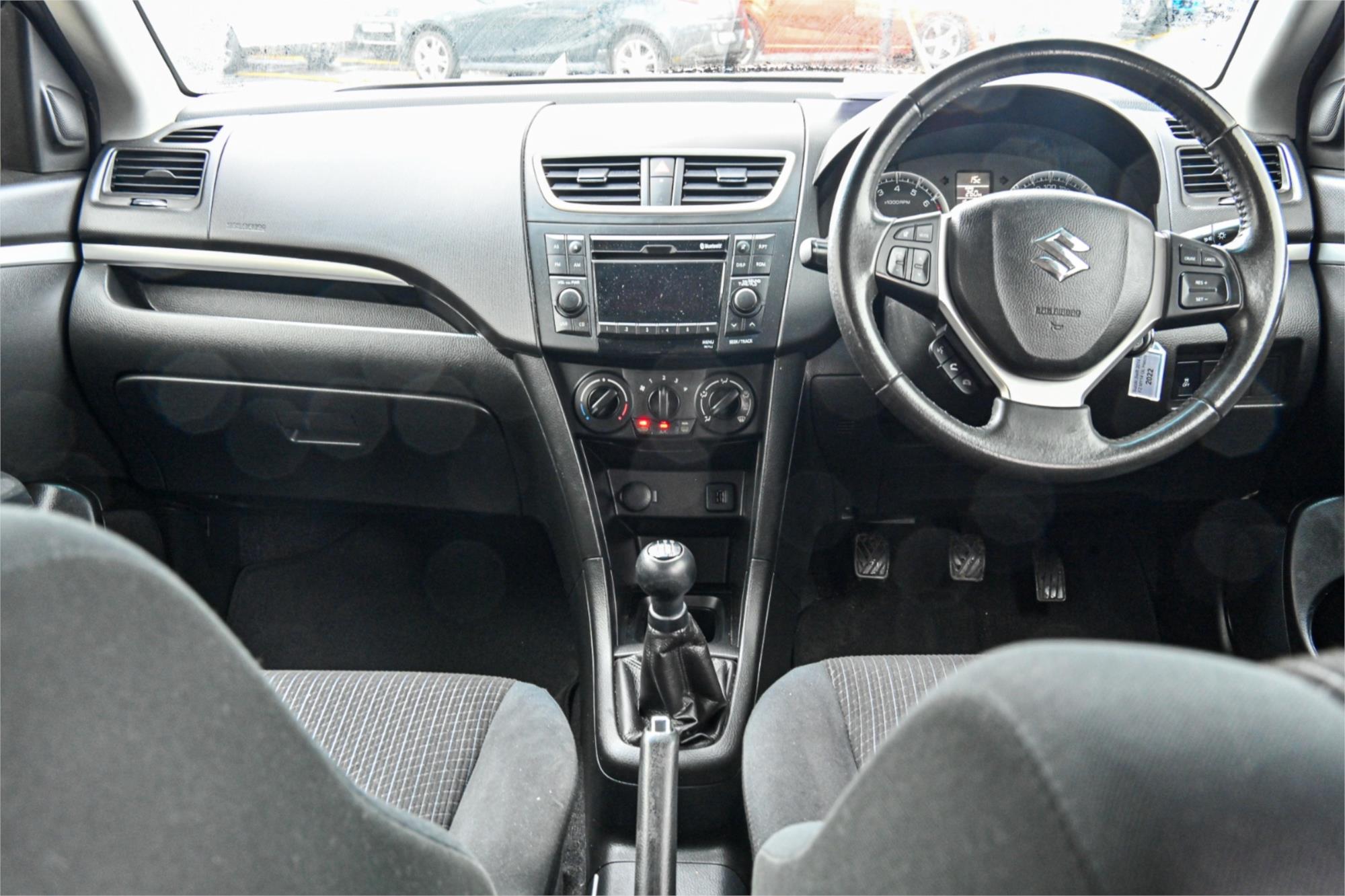 2014 SUZUKI SWIFT FZ MY13 GL 5 SP MANUAL 5D HATCHBACK