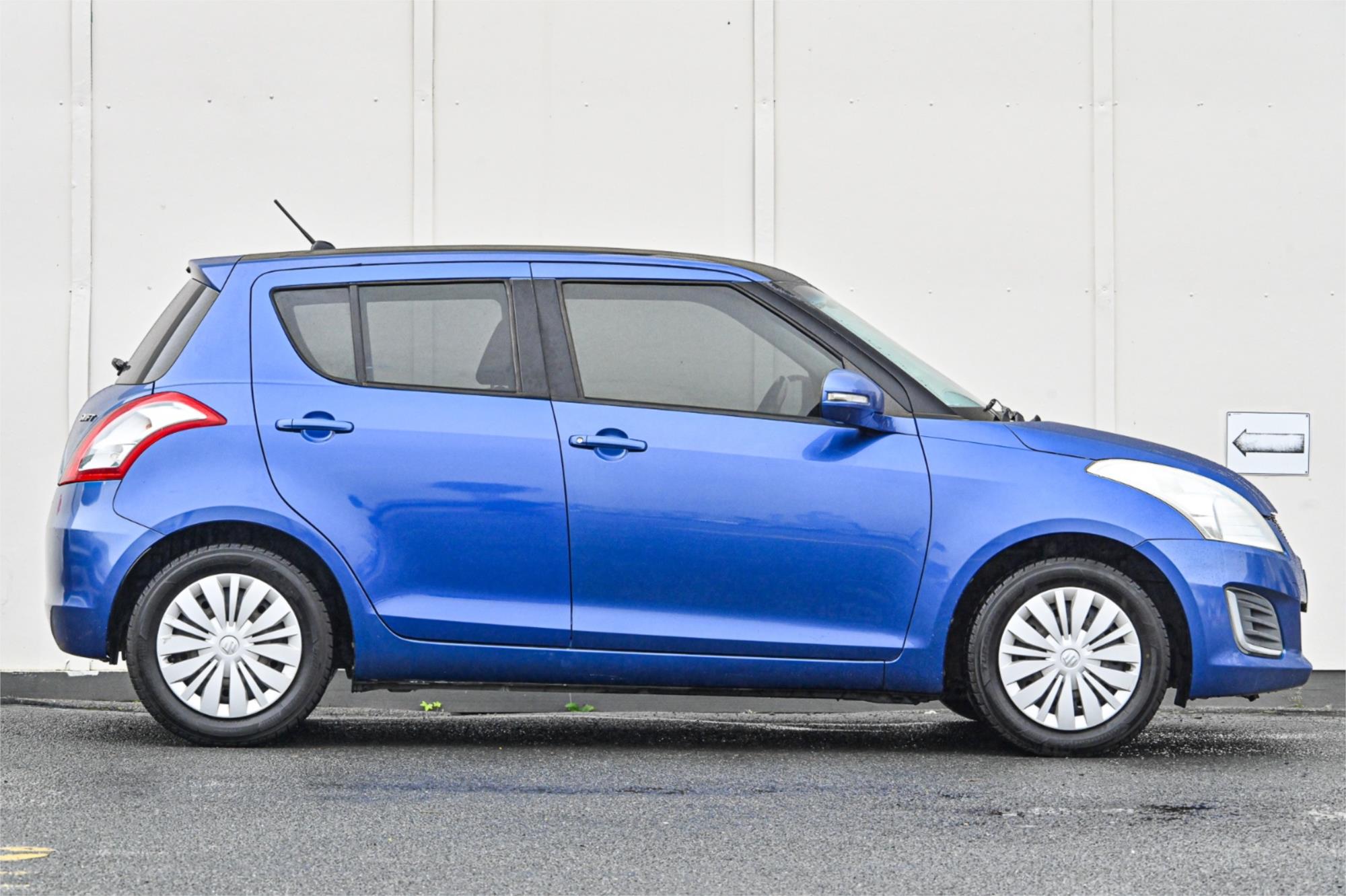 2014 SUZUKI SWIFT FZ MY13 GL 5 SP MANUAL 5D HATCHBACK