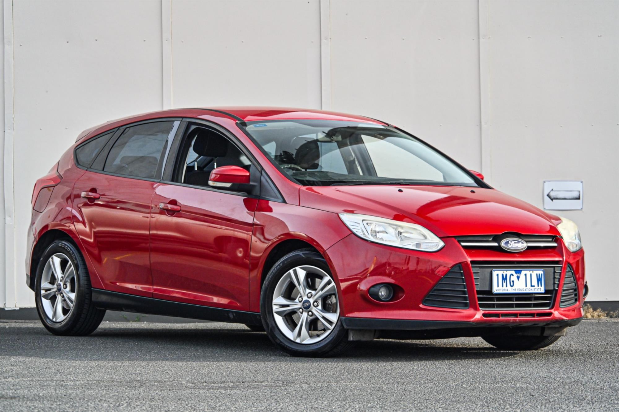 2012 FORD FOCUS LW MK2 TREND 6 SP AUTOMATIC 4D SEDAN