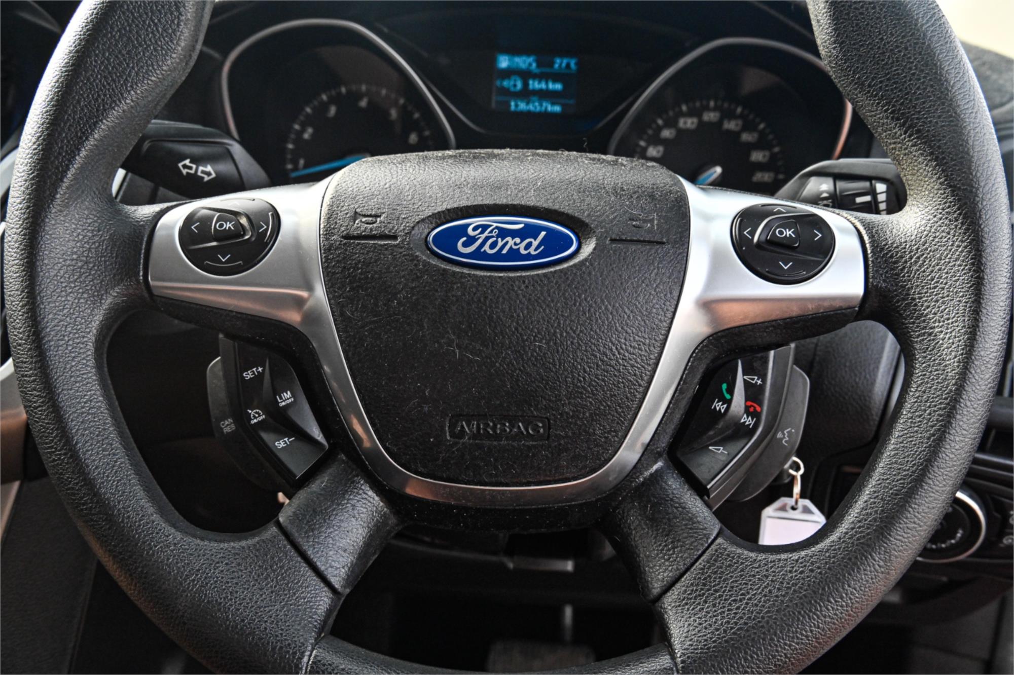 2012 FORD FOCUS LW MK2 TREND 6 SP AUTOMATIC 4D SEDAN