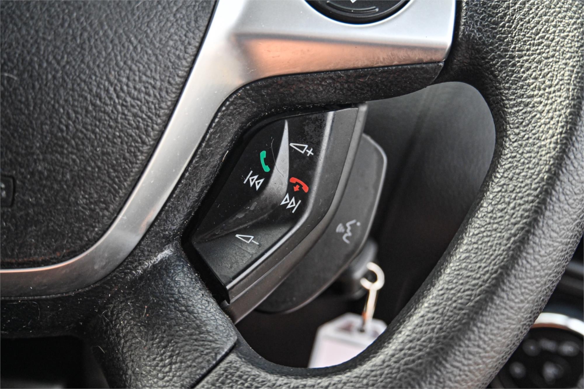 2012 FORD FOCUS LW MK2 TREND 6 SP AUTOMATIC 4D SEDAN