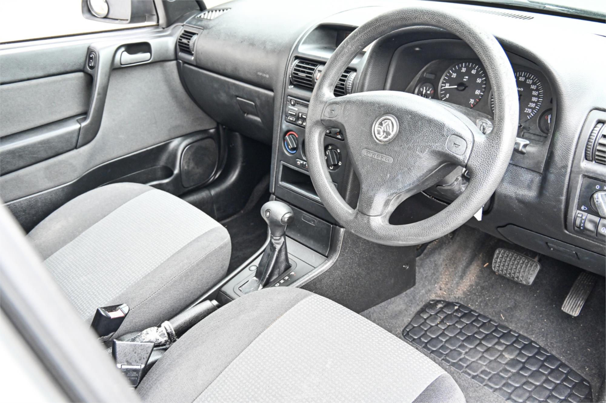 2005 HOLDEN ASTRA TS CLASSIC 4 SP AUTOMATIC 5D HATCHBACK