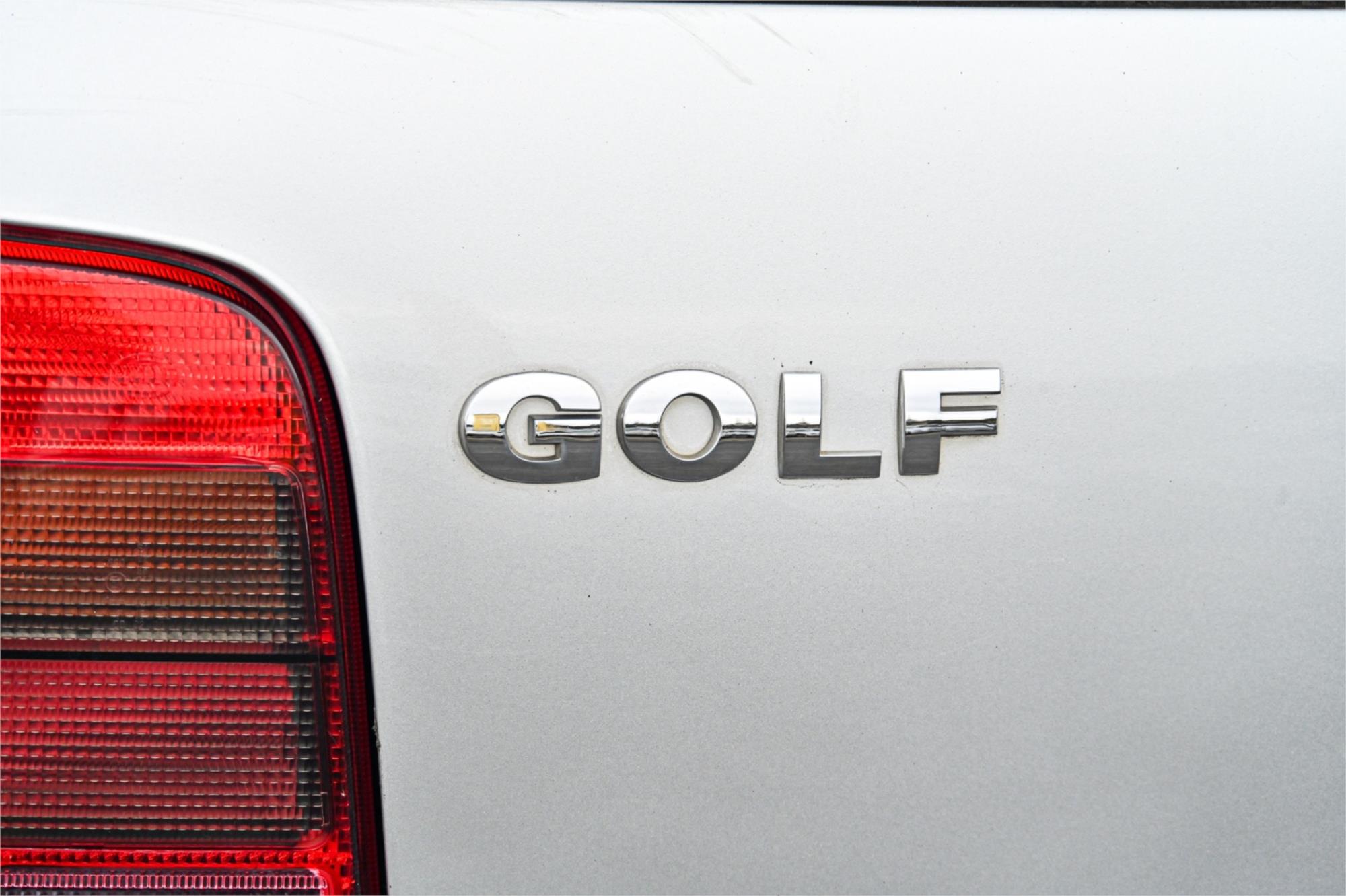 2003 VOLKSWAGEN GOLF 1.6 S 4 SP AUTOMATIC 5D HATCHBACK