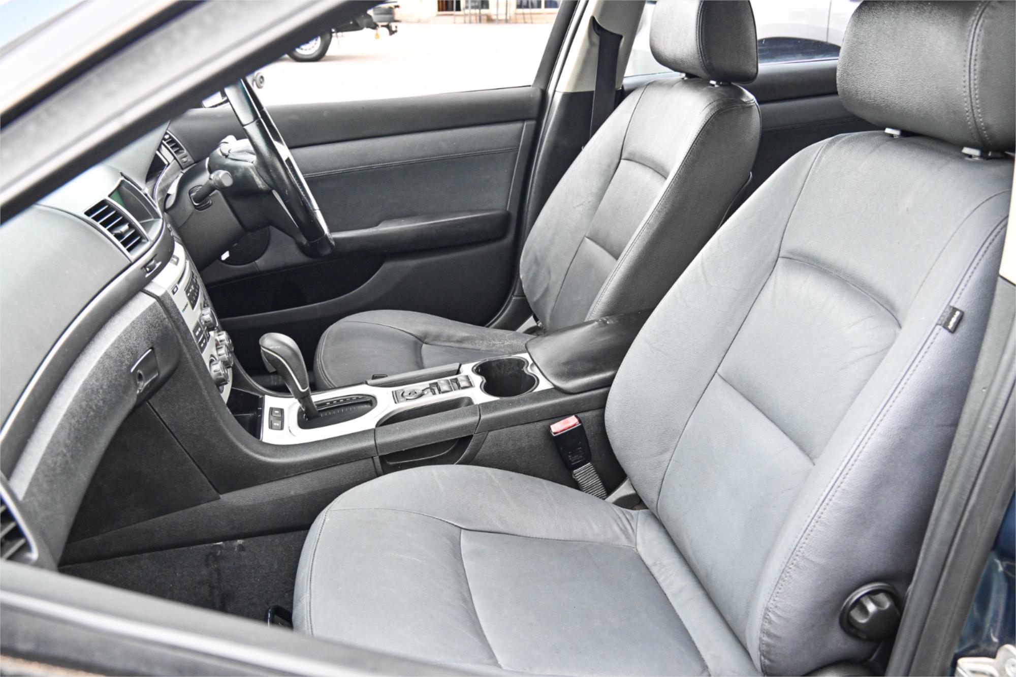 2009 HOLDEN COMMODORE VE MY09.5 INTERNATIONAL 4 SP AUTOMATIC 4D SEDAN