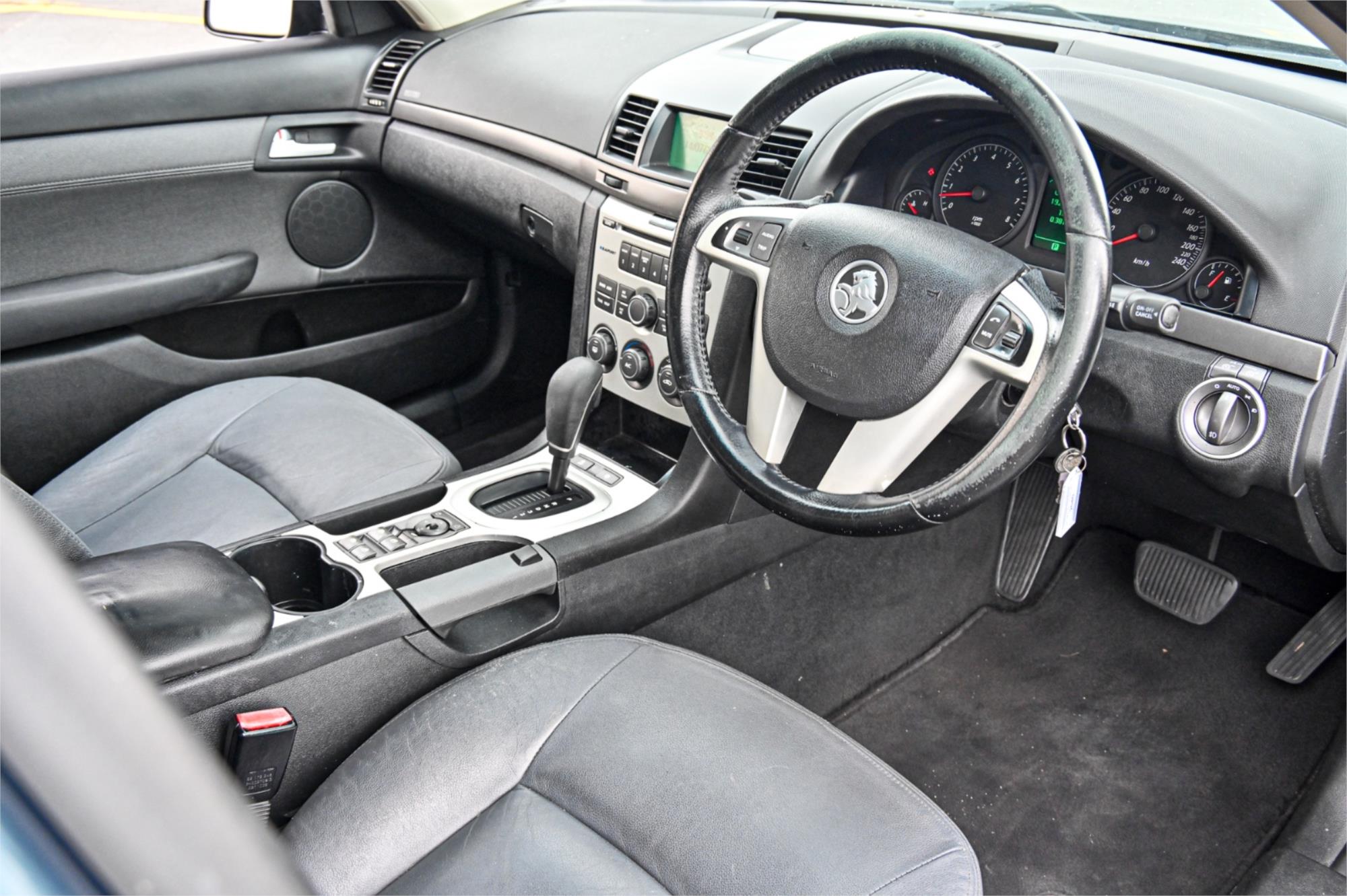 2009 HOLDEN COMMODORE VE MY09.5 INTERNATIONAL 4 SP AUTOMATIC 4D SEDAN