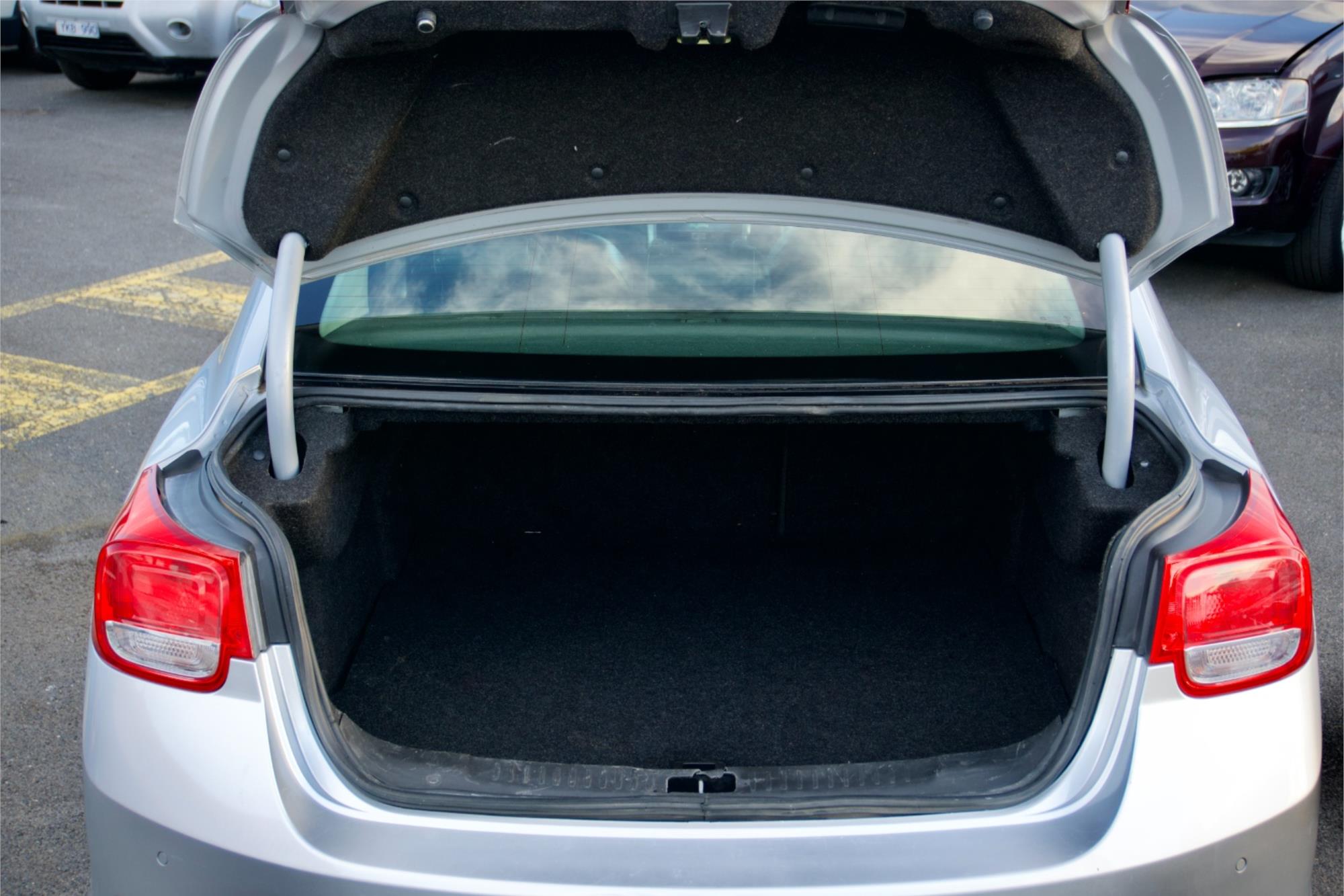 2013 HOLDEN MALIBU EM CD 6 SP AUTOMATIC 4D SEDAN