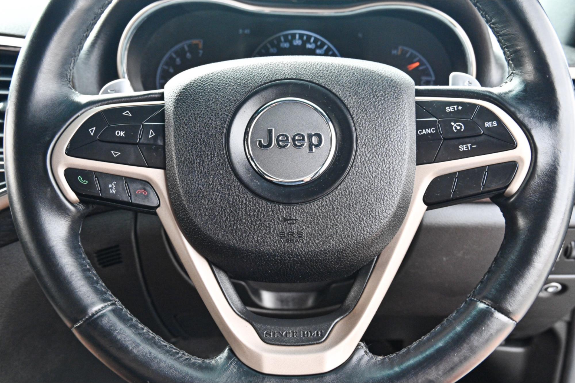 2013 JEEP GRAND CHEROKEE WK MY13 LAREDO (4x4) 5 SP AUTOMATIC 4D WAGON